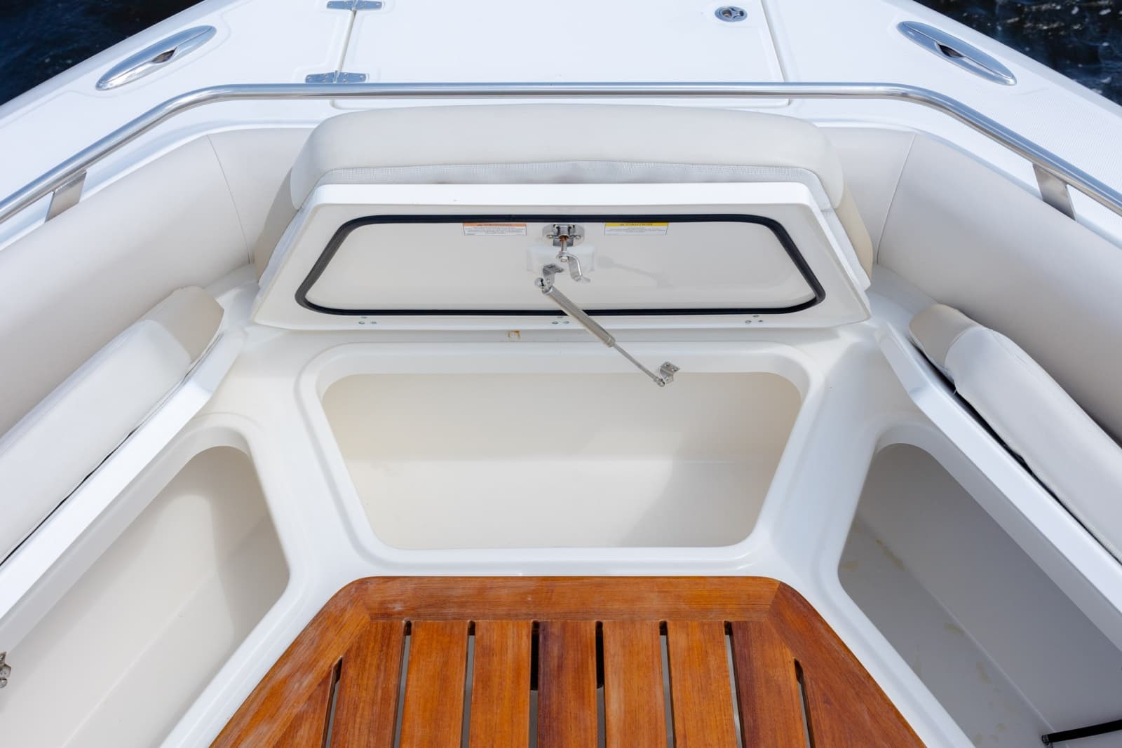 2017 Boston Whaler 420 Outrage - Photo 71
