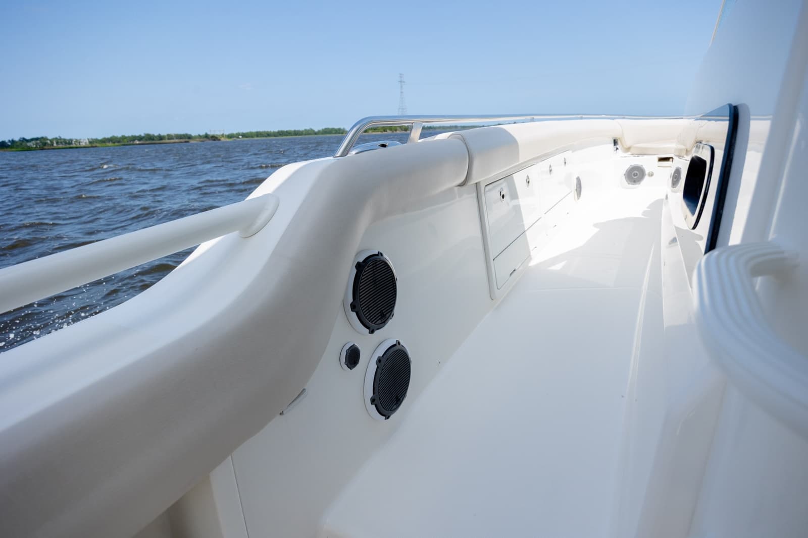 2017 Boston Whaler 420 Outrage - Photo 56