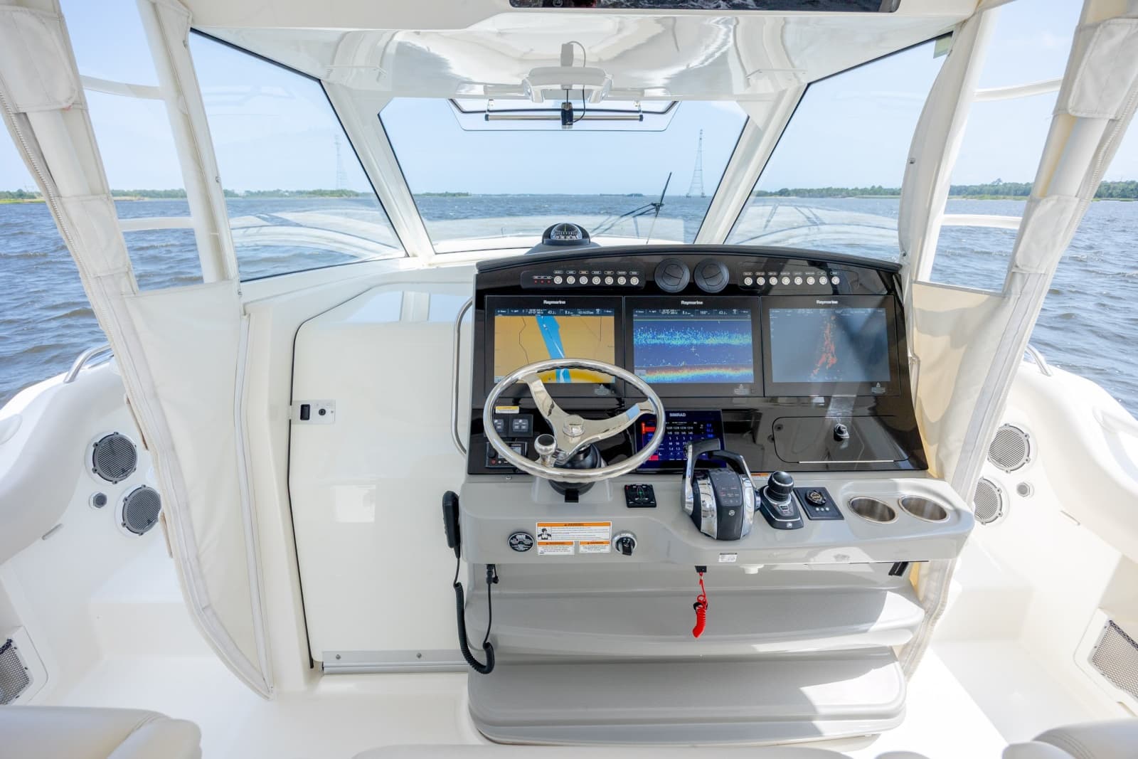 2017 Boston Whaler 420 Outrage - Photo 51