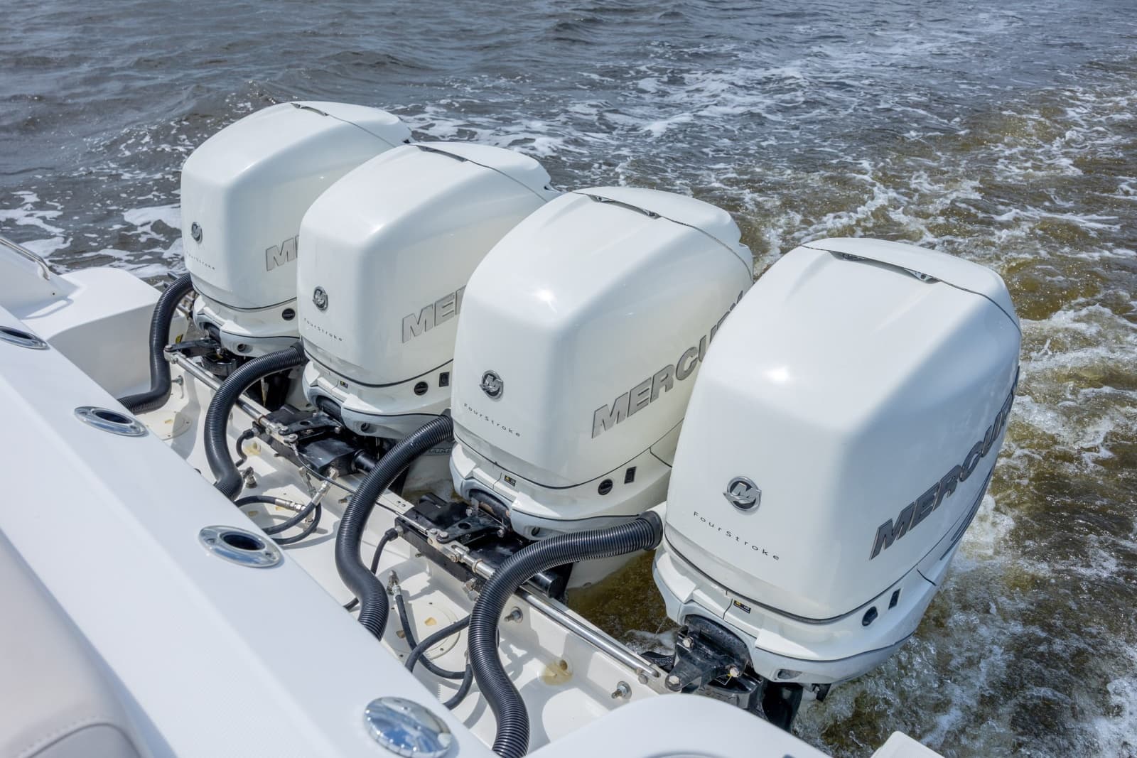 2017 Boston Whaler 420 Outrage - Photo 38