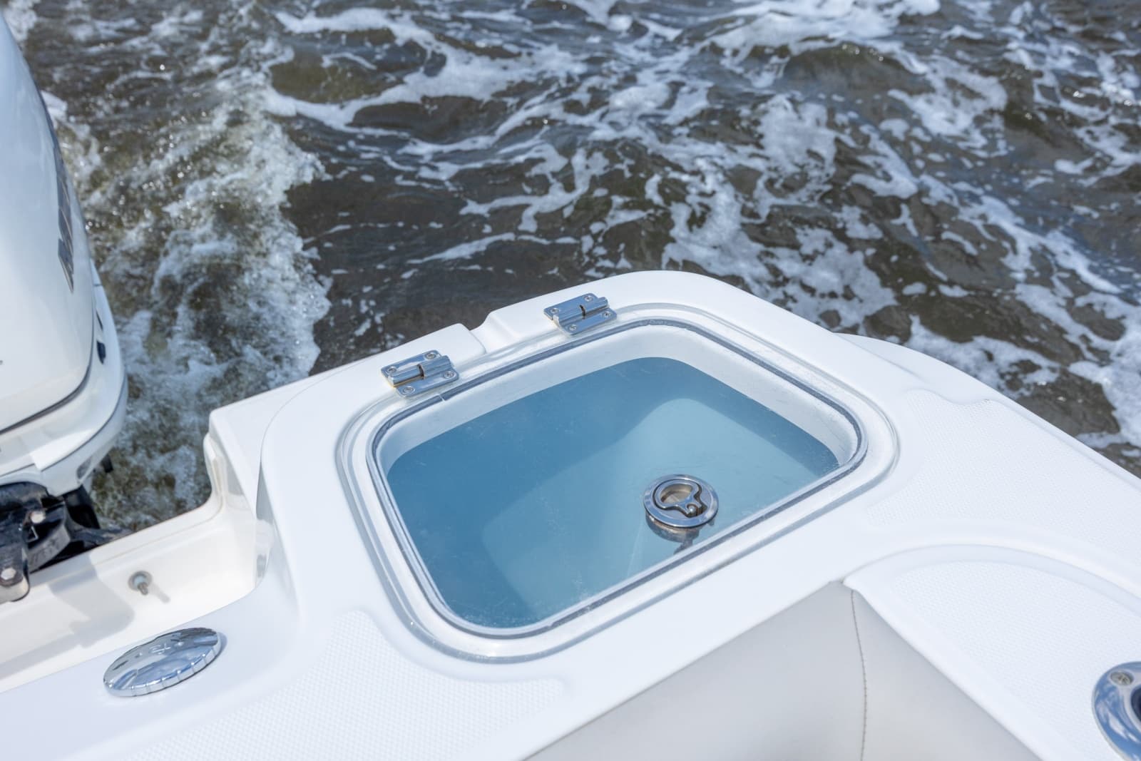 2017 Boston Whaler 420 Outrage - Photo 40