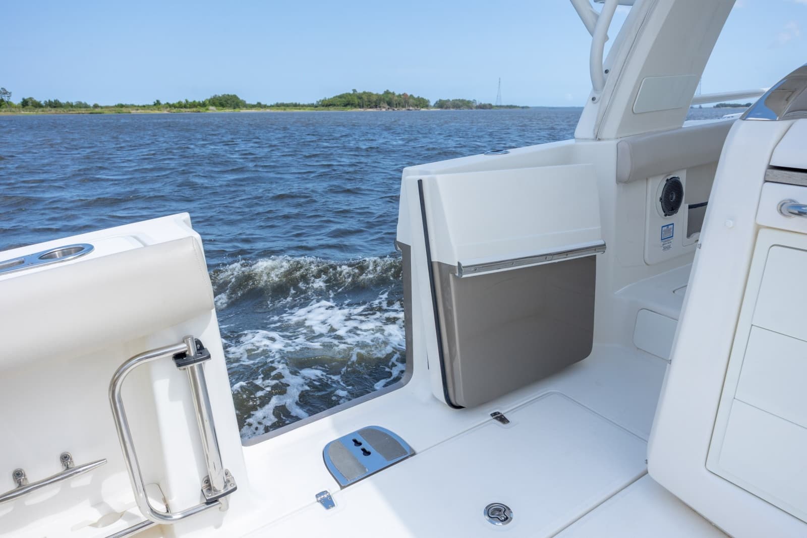 2017 Boston Whaler 420 Outrage - Photo 39