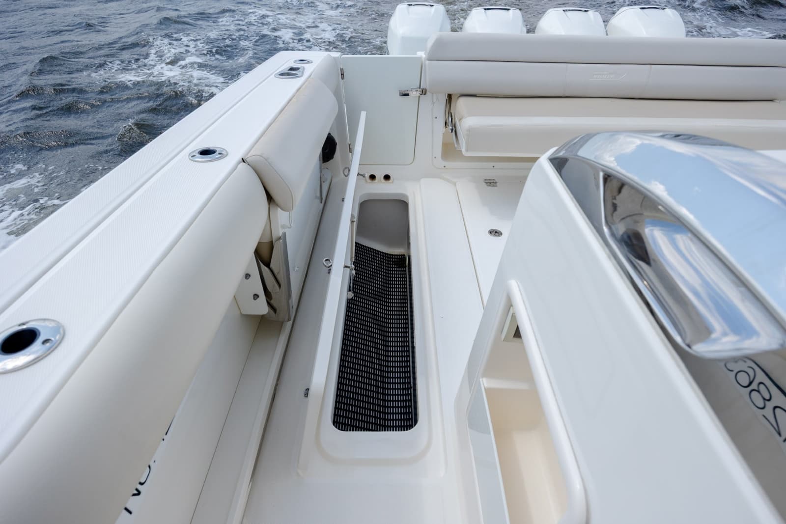 2017 Boston Whaler 420 Outrage - Photo 66