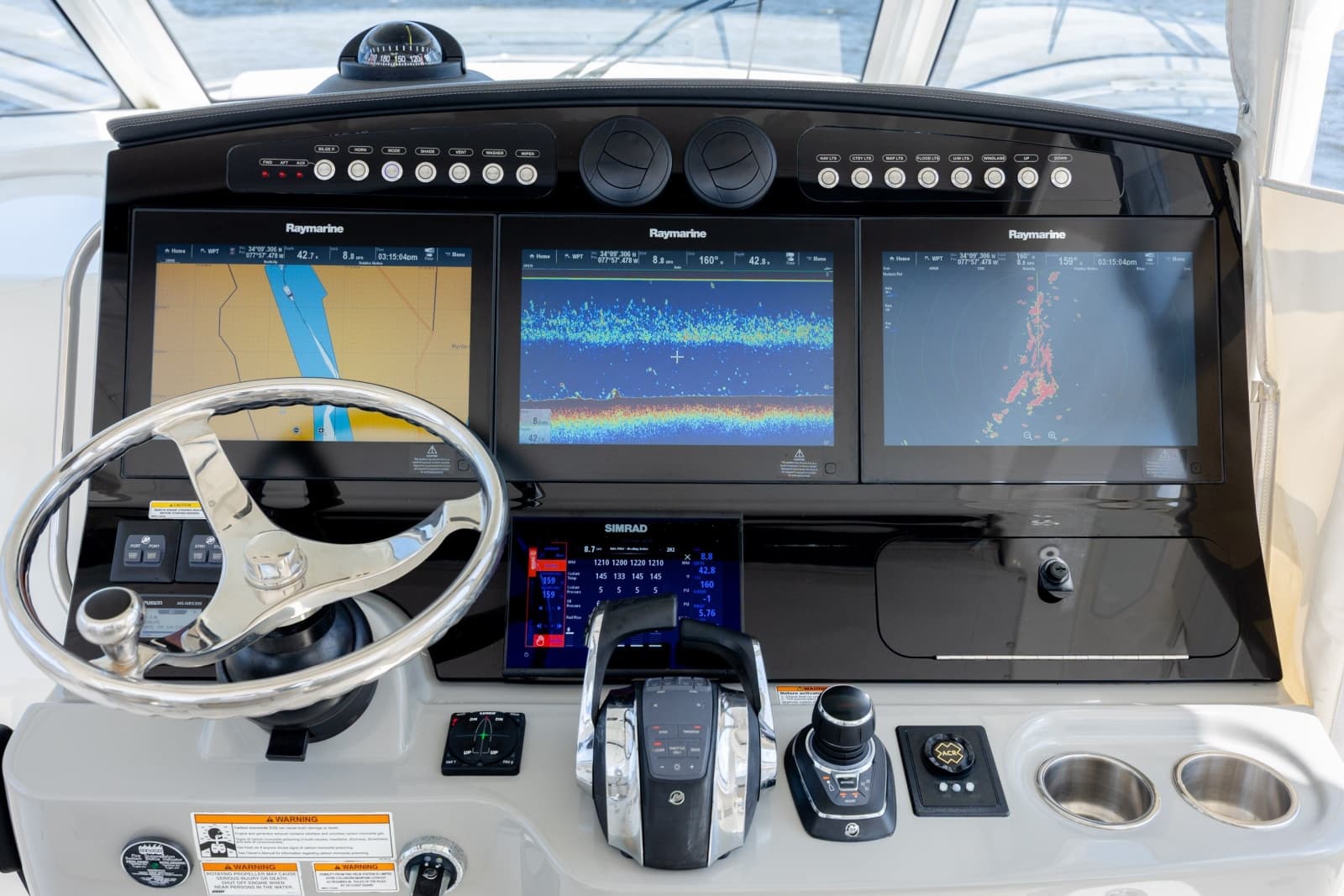 2017 Boston Whaler 420 Outrage - Photo 52