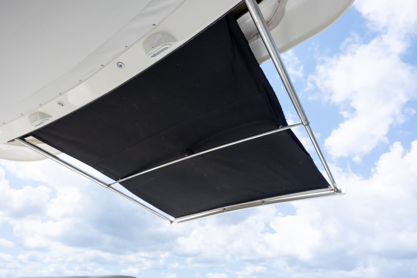 2017 Boston Whaler 420 Outrage - Photo 33