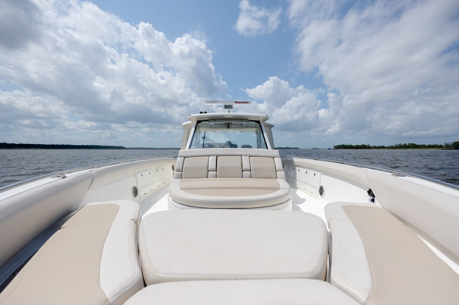 2017 Boston Whaler 420 Outrage - Photo 61