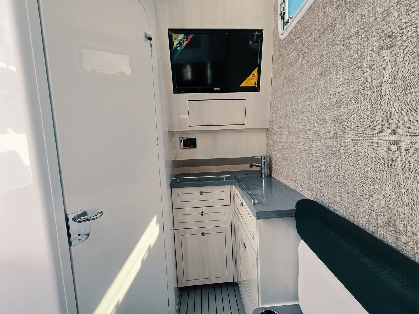 2024 HCB 42 Lujo - Photo 56