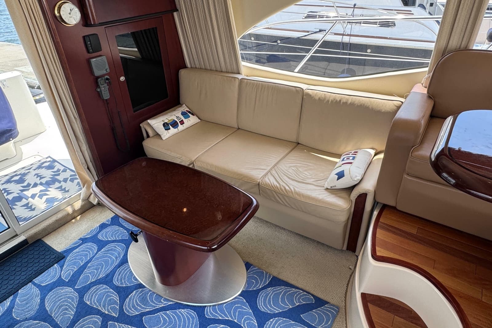 2006 Sea Ray 44 Sedan Bridge - Photo 21
