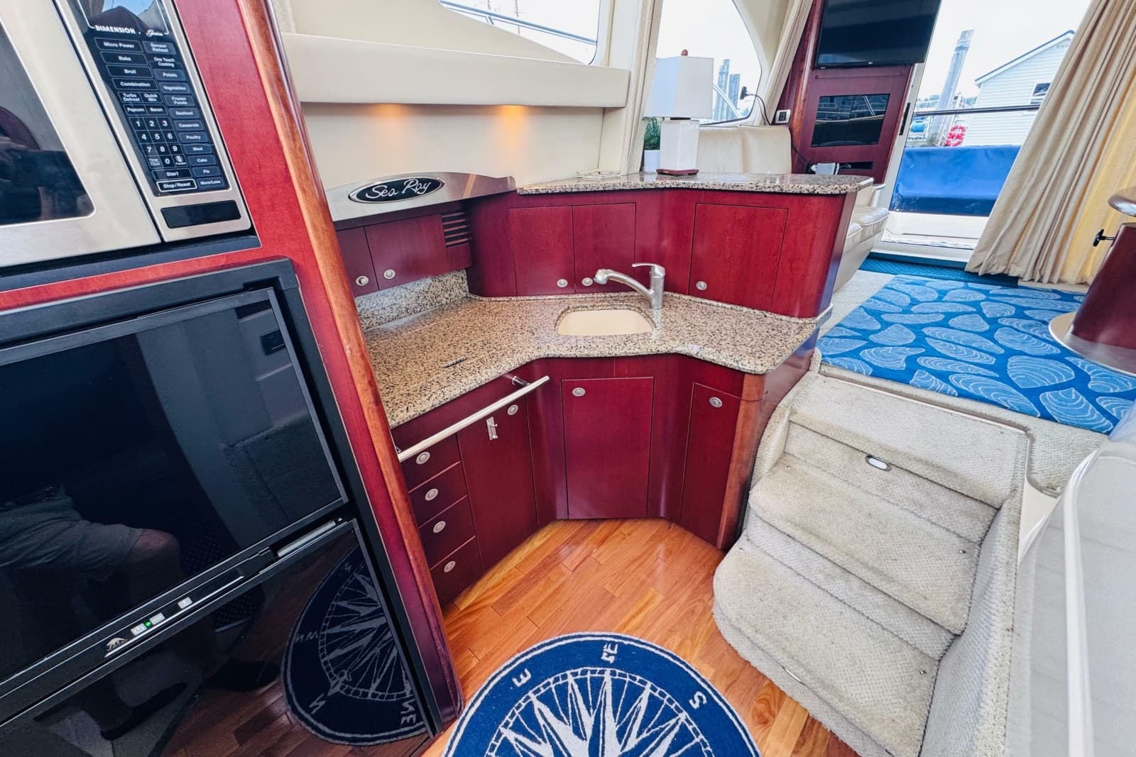 2006 Sea Ray 44 Sedan Bridge - Photo 14