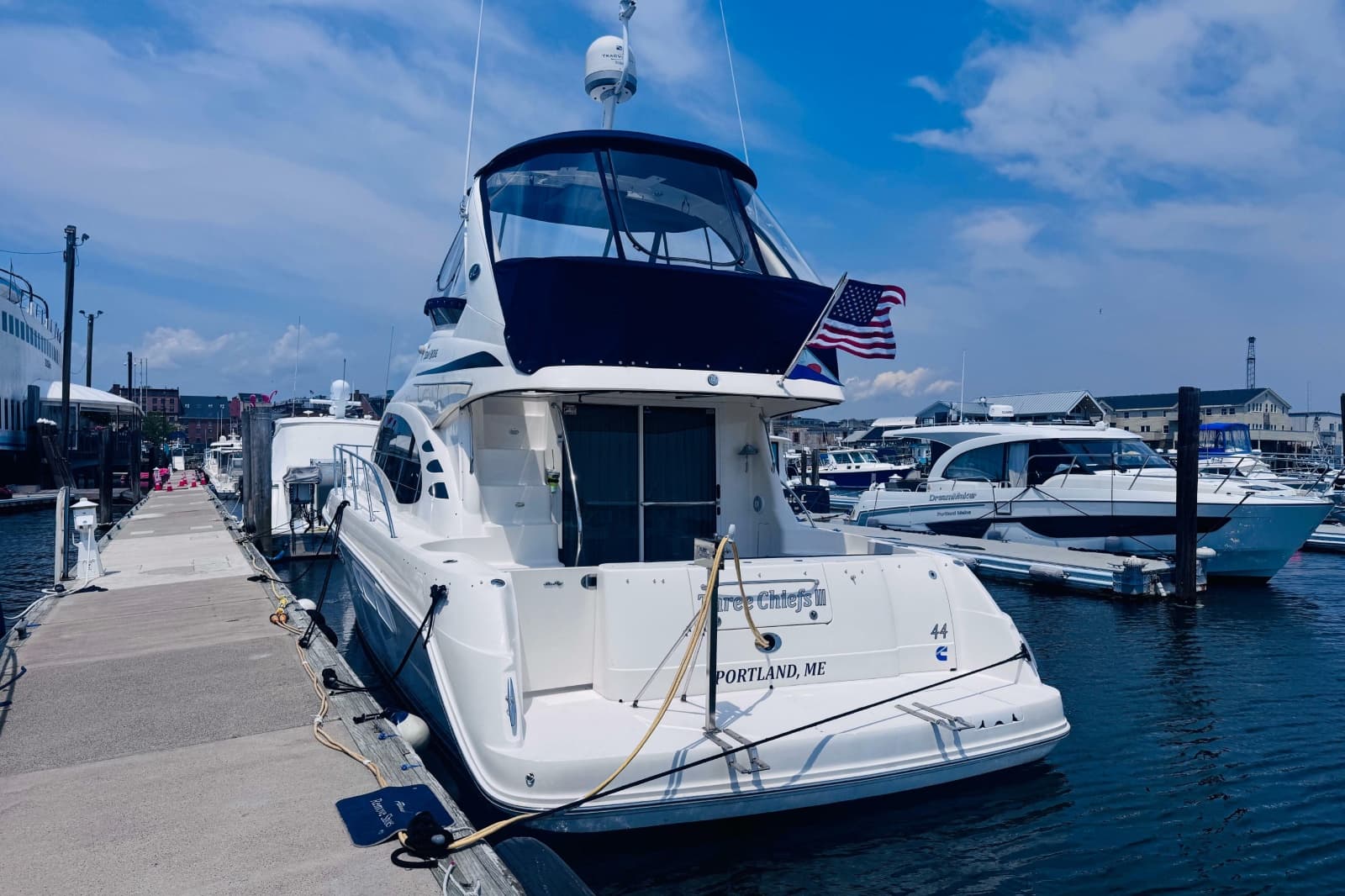 2006 Sea Ray 44 Sedan Bridge - Photo 2