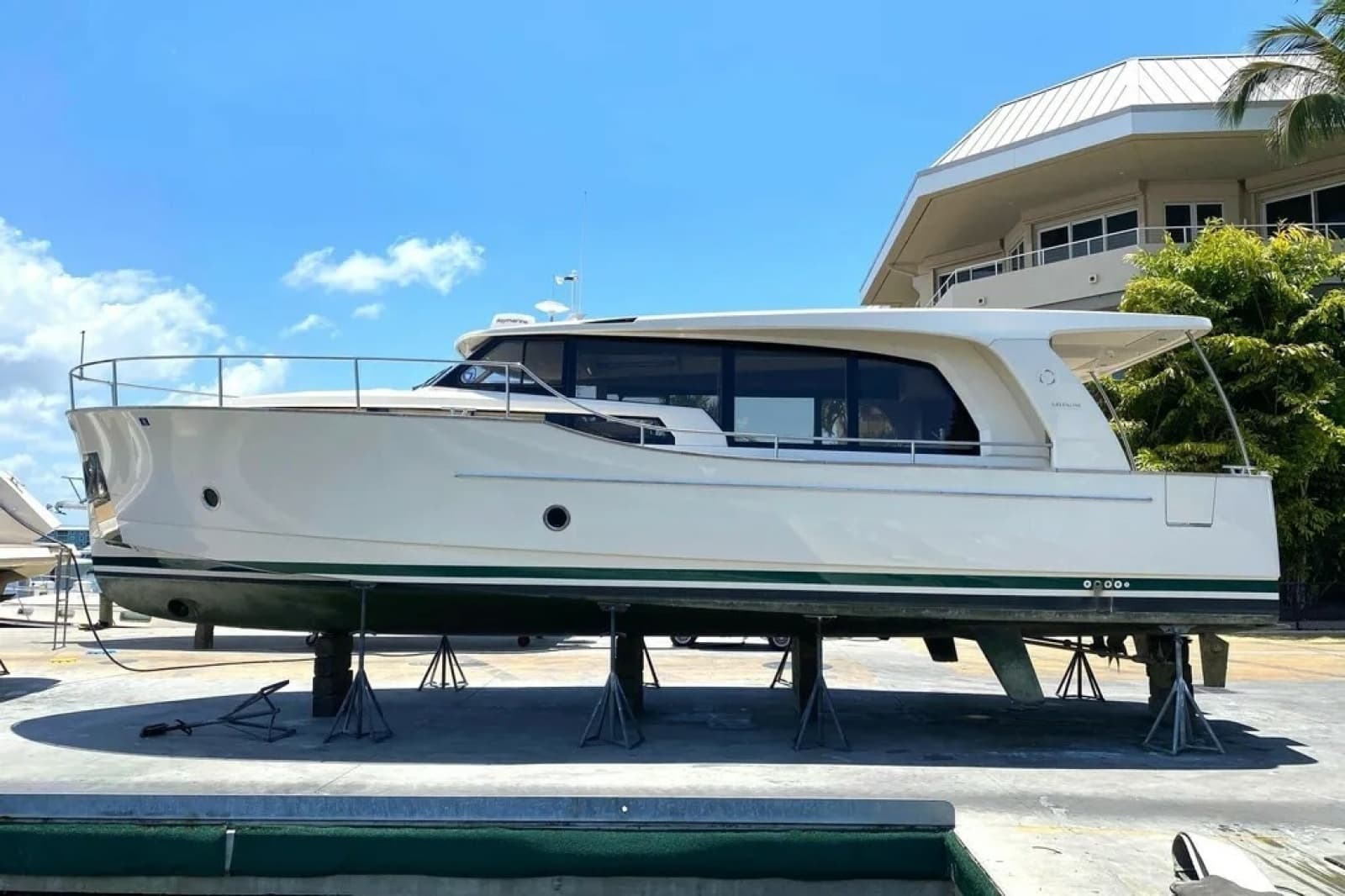 2019 Greenline 40 Hybrid - Photo 10