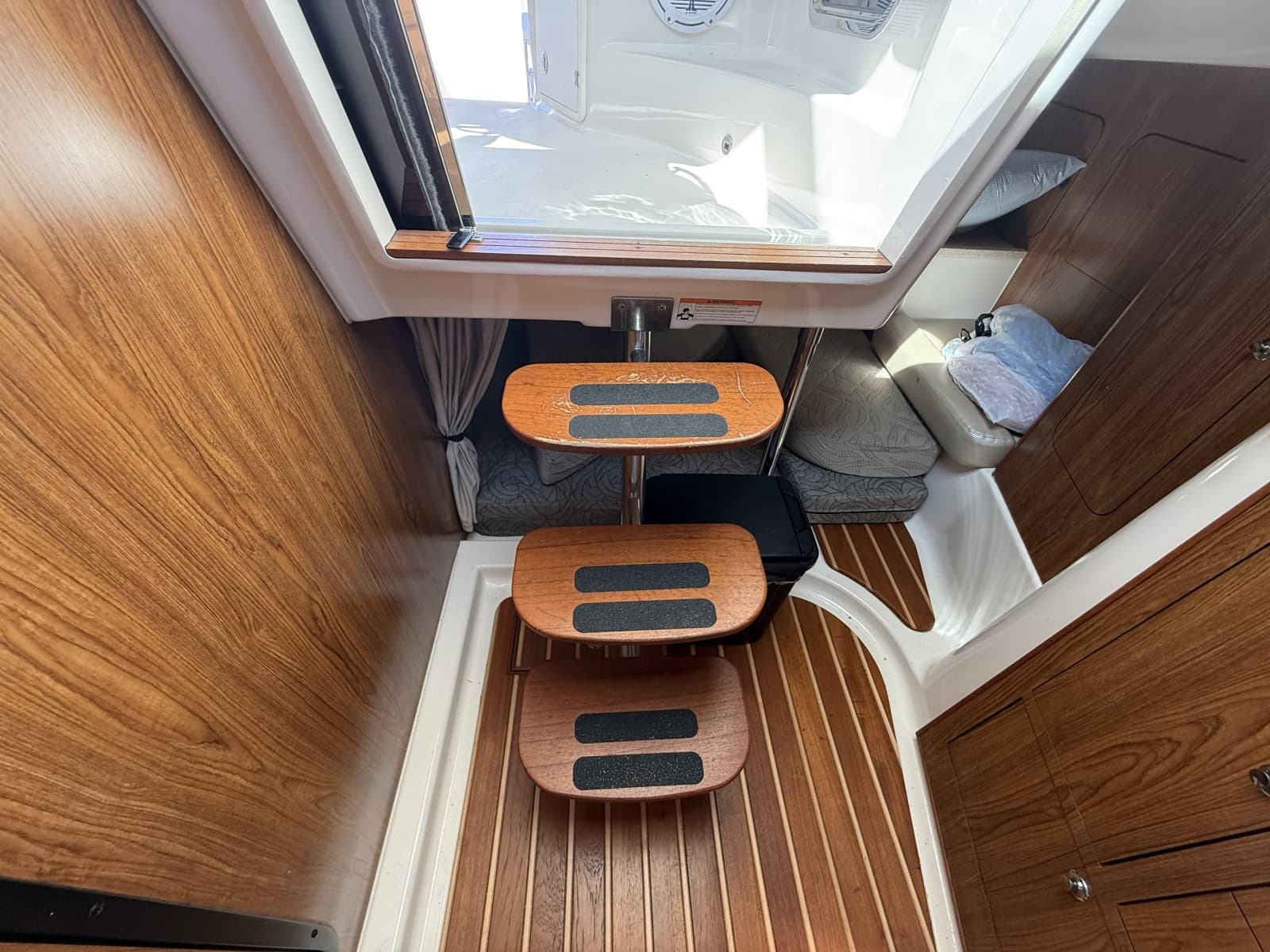 2014 Pursuit 345 Offshore - Photo 20