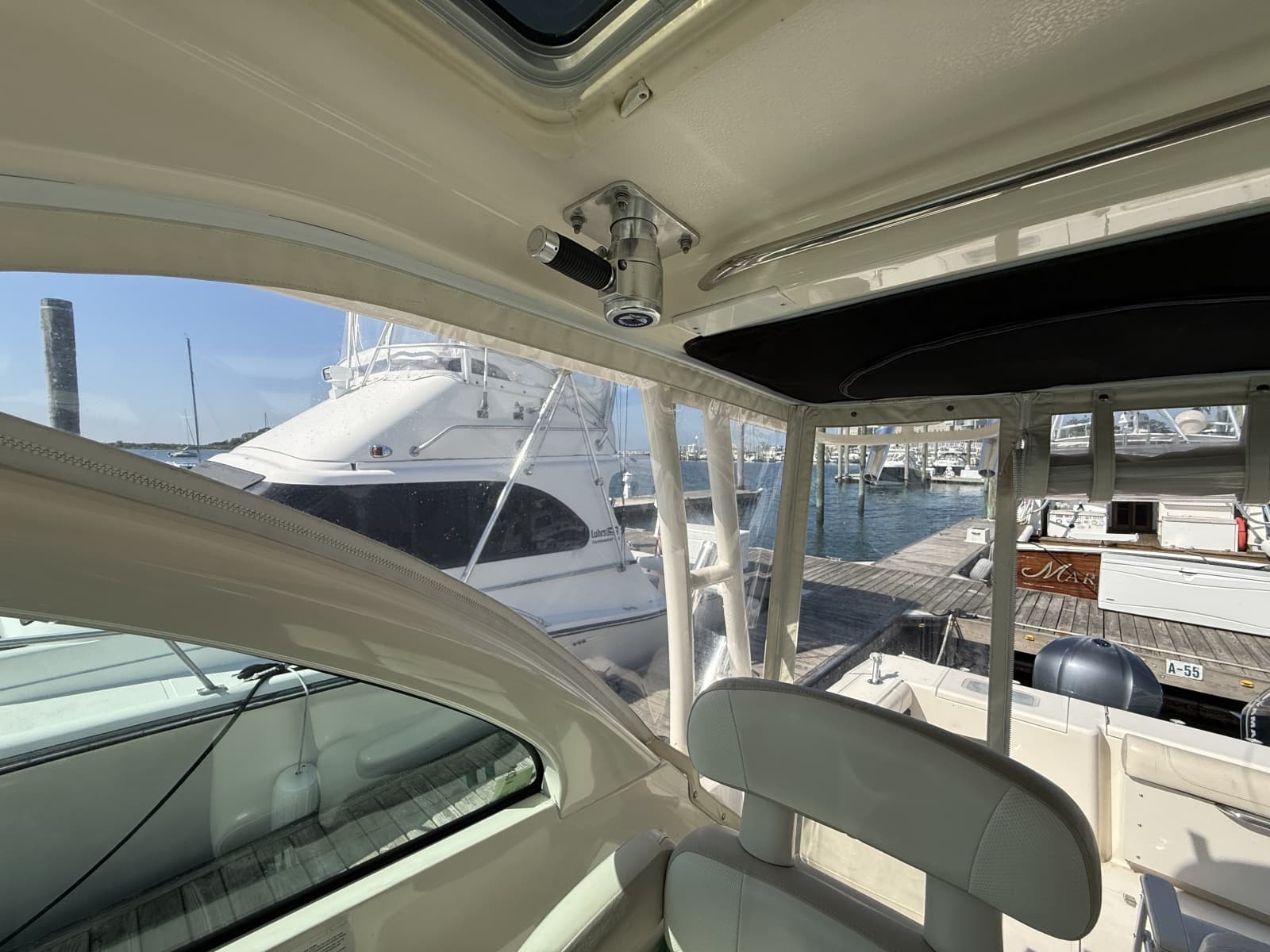 2014 Pursuit 345 Offshore - Photo 37