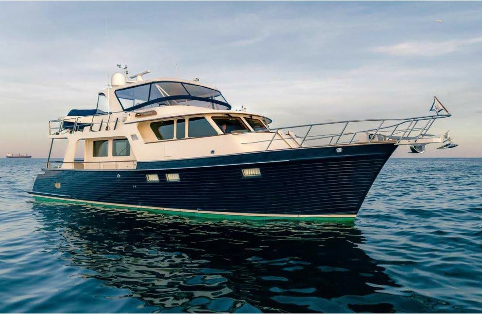 2016 Marlow Explorer 58E - Photo 1