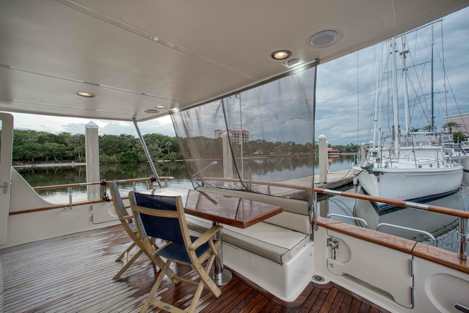 2016 Marlow Explorer 58E - Photo 3