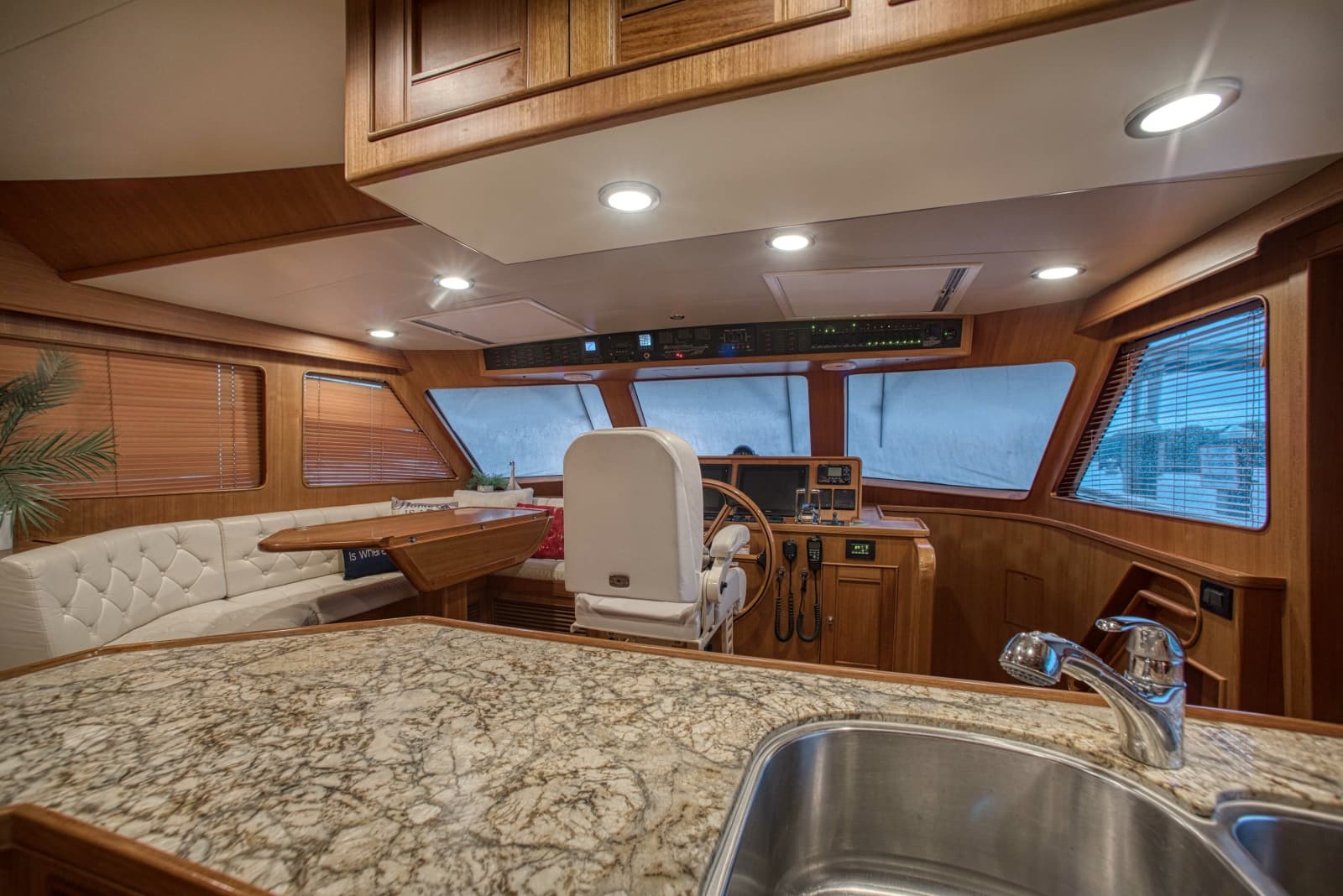 2016 Marlow Explorer 58E - Photo 21