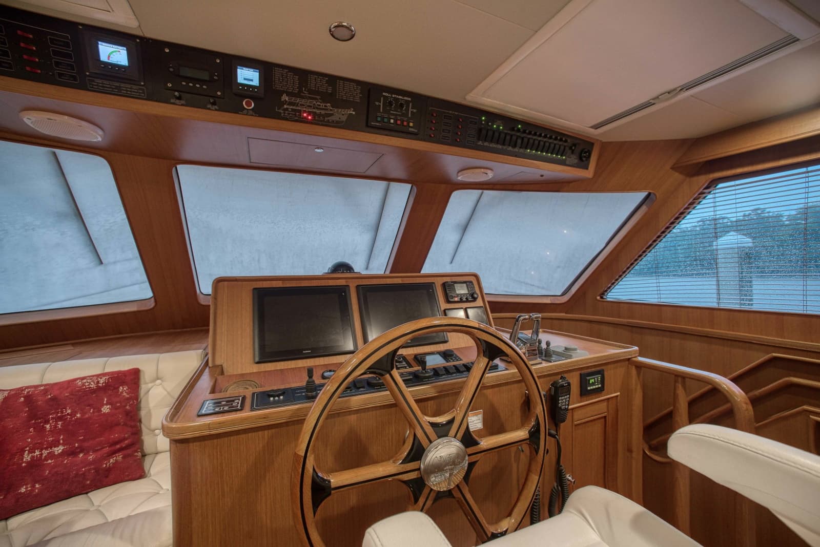 2016 Marlow Explorer 58E - Photo 18