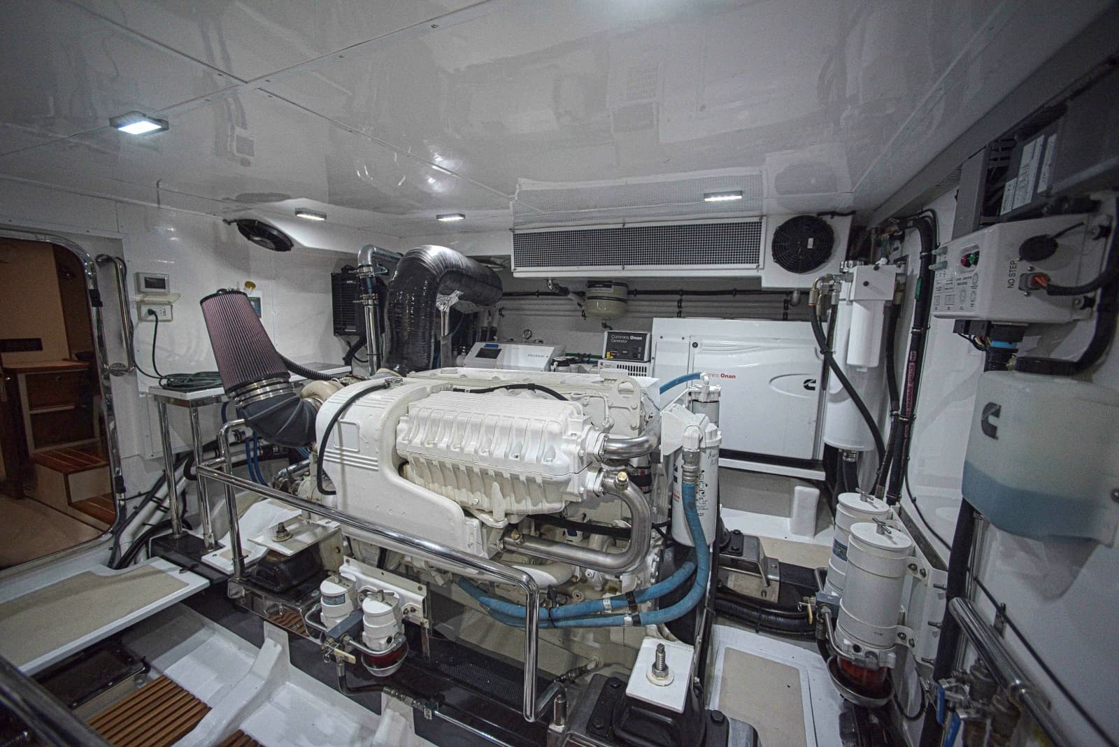 2016 Marlow Explorer 58E - Photo 47