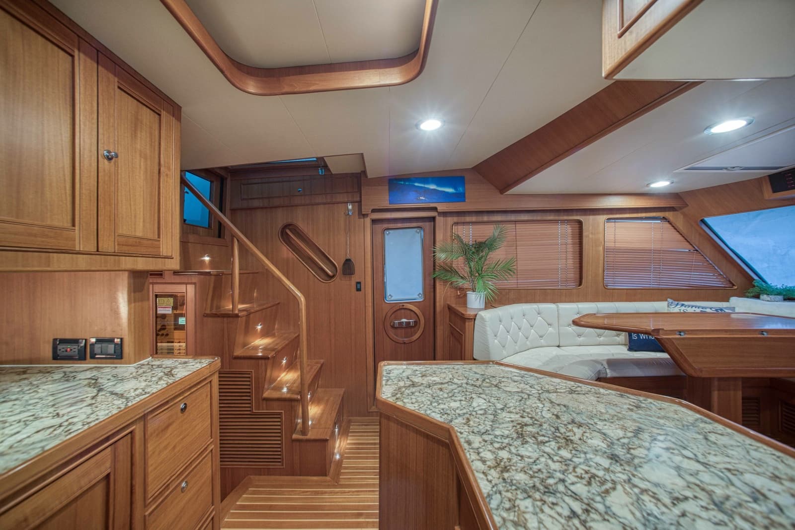 2016 Marlow Explorer 58E - Photo 23