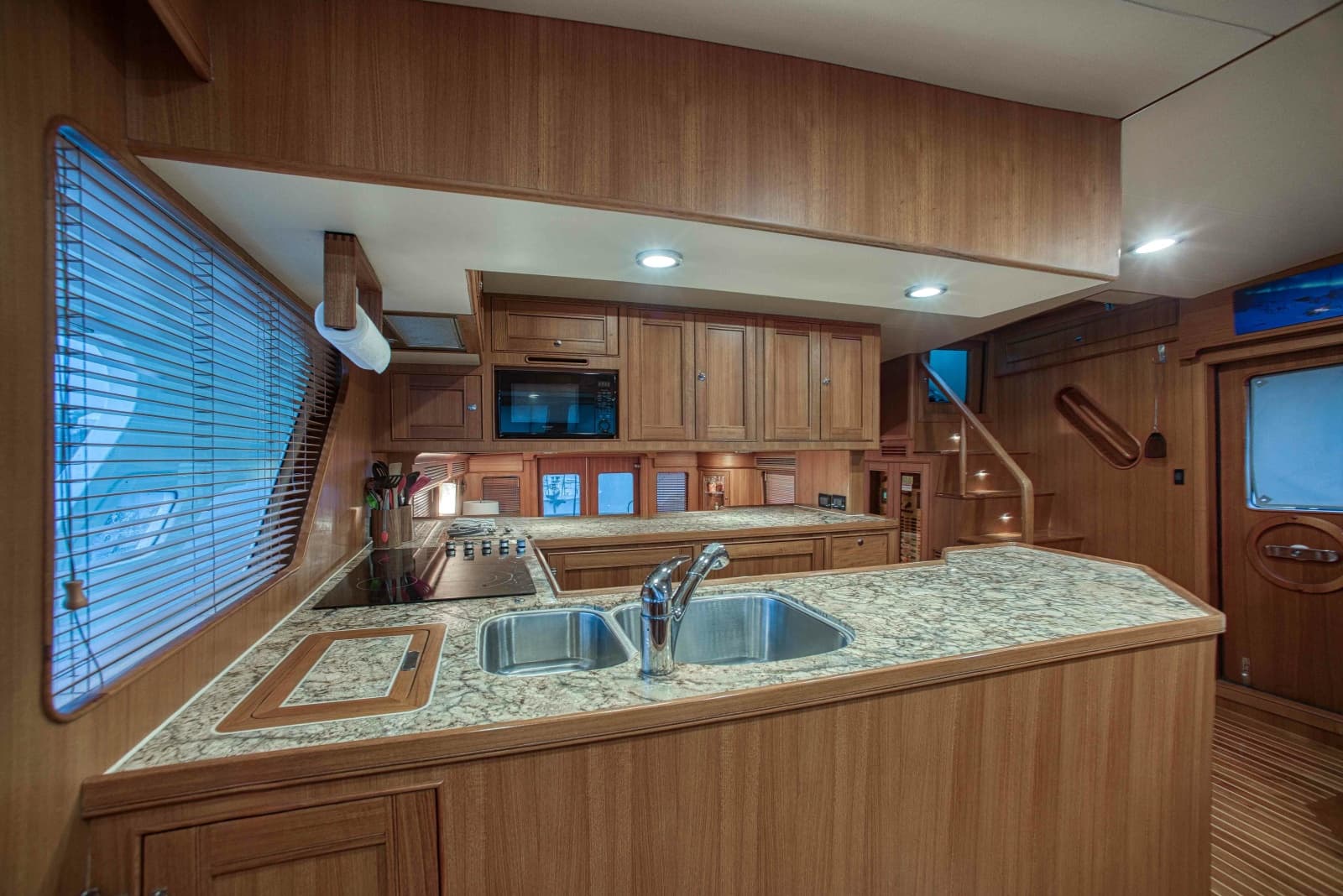 2016 Marlow Explorer 58E - Photo 22