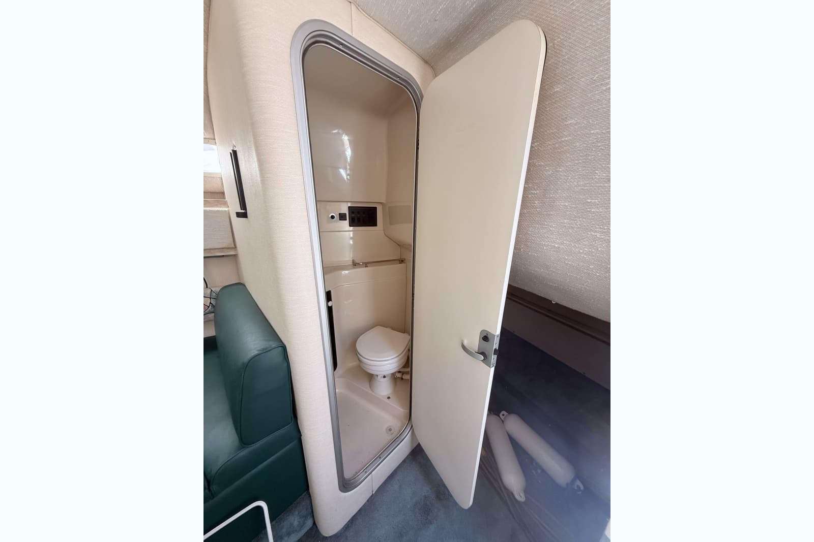 1995 Wellcraft 2700 Martinique - Photo 31