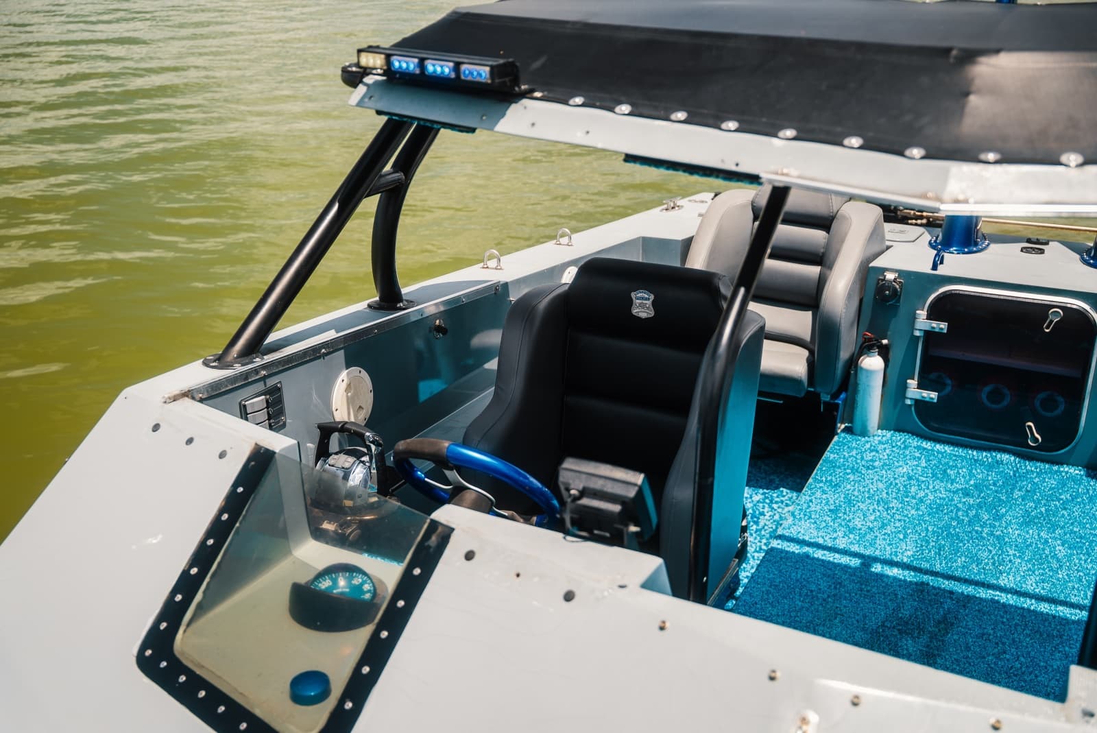 2002 Interceptor Nightcat 27 - Photo 123
