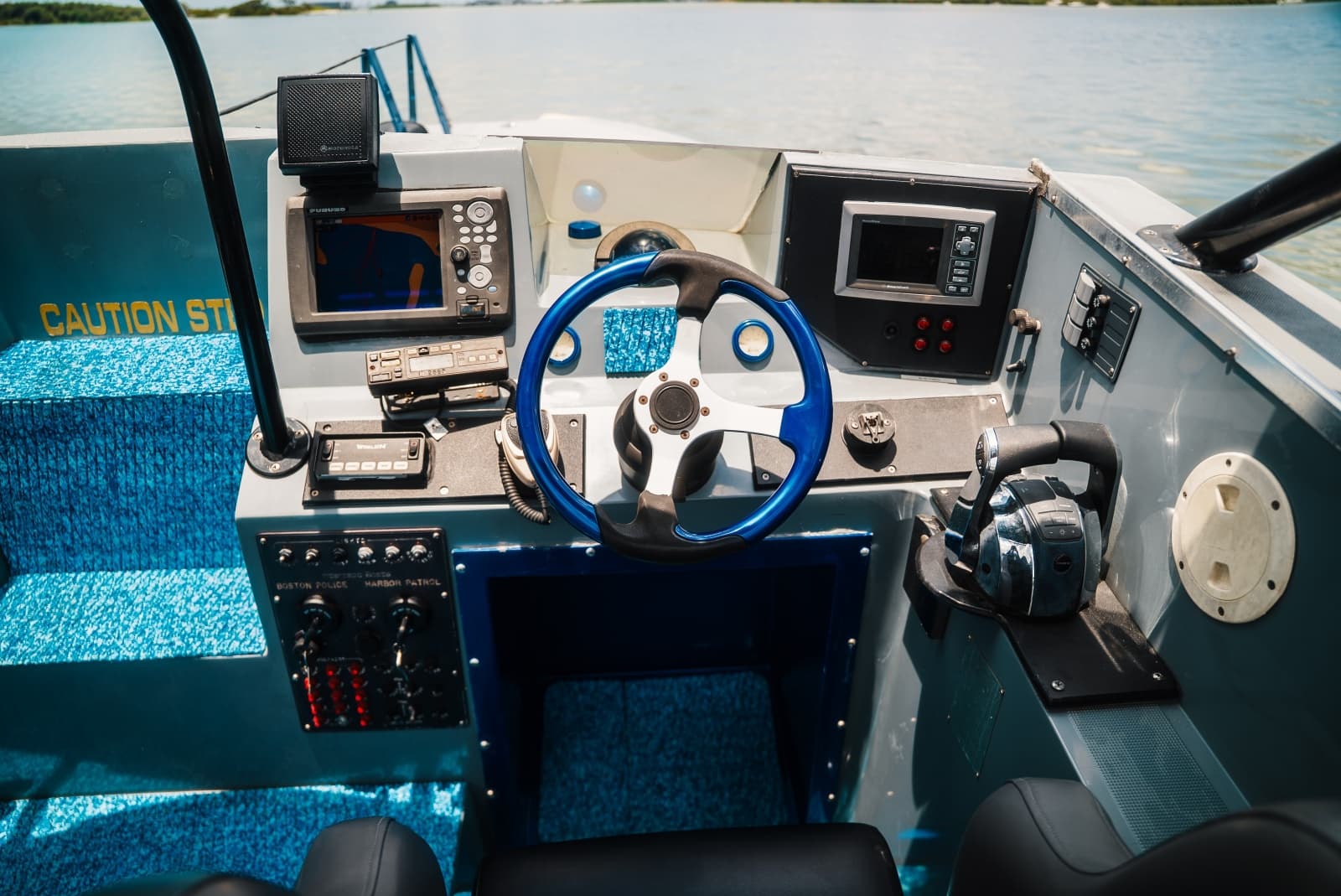 2002 Interceptor Nightcat 27 - Photo 53
