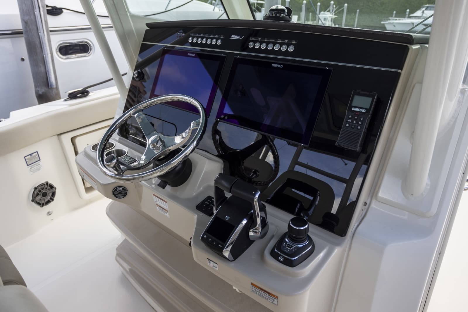 2023 Boston Whaler 360 Outrage - Photo 17