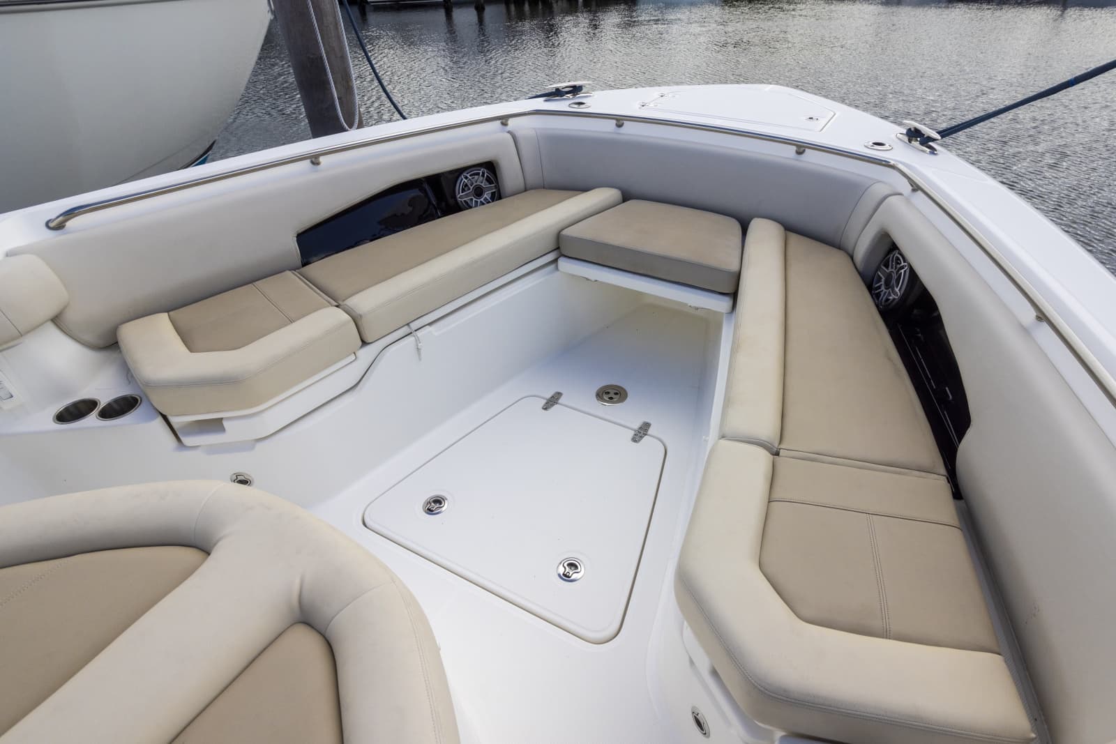2023 Boston Whaler 360 Outrage - Photo 22