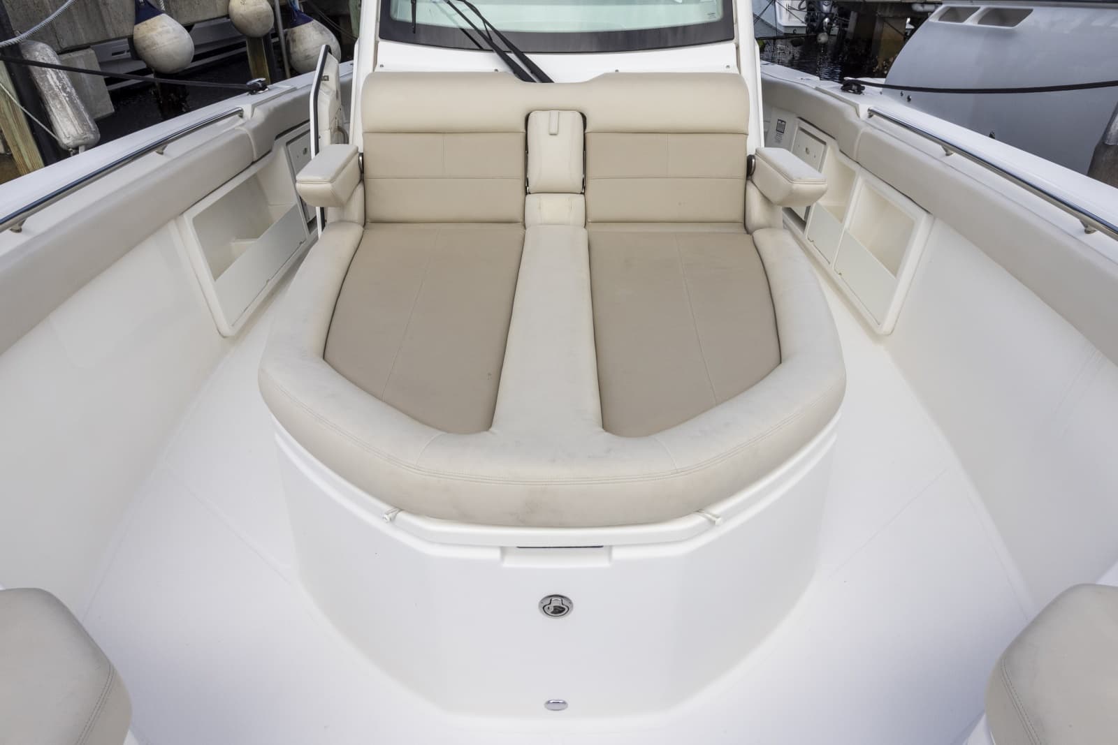 2023 Boston Whaler 360 Outrage - Photo 23