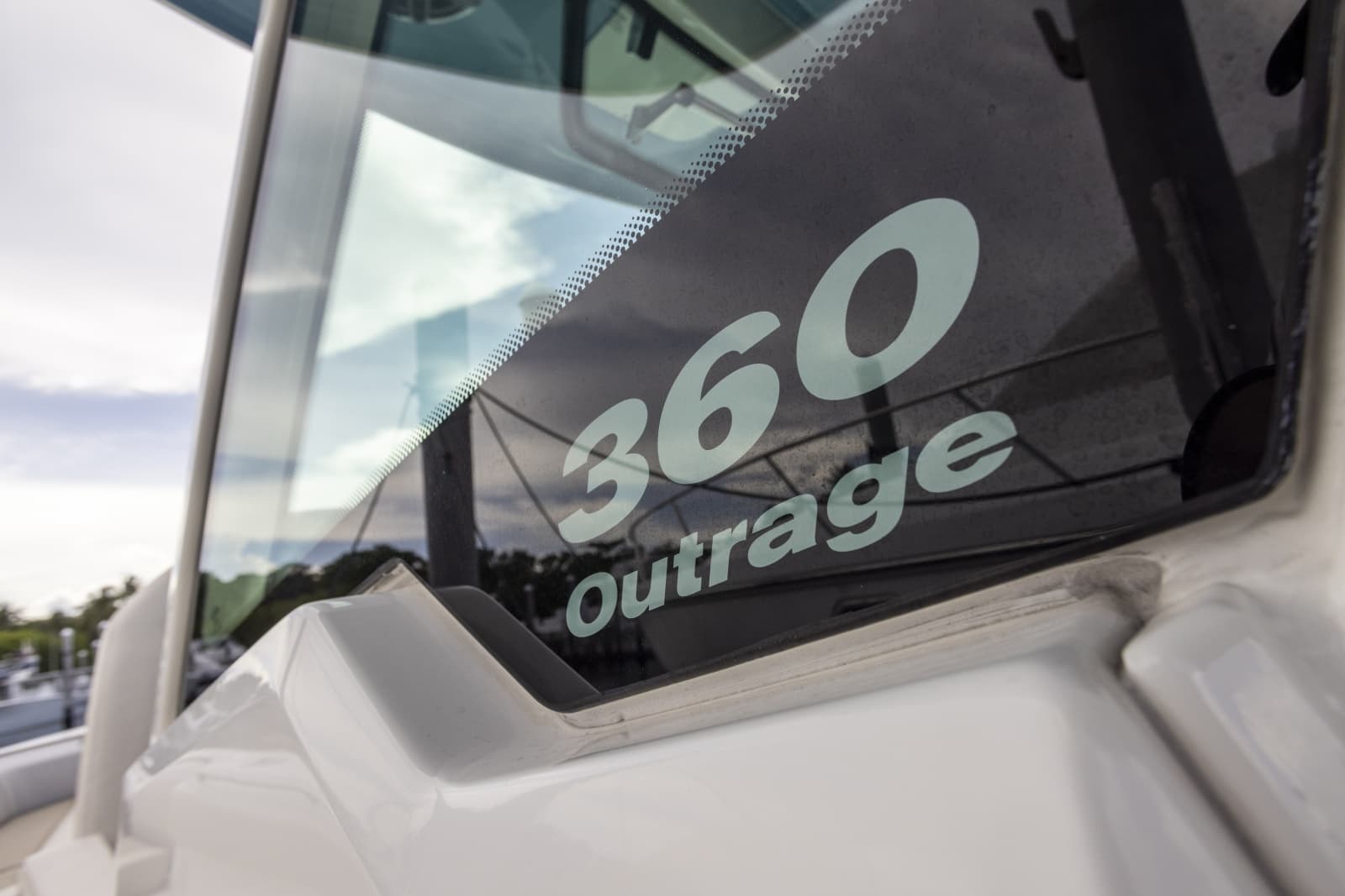 2023 Boston Whaler 360 Outrage - Photo 34