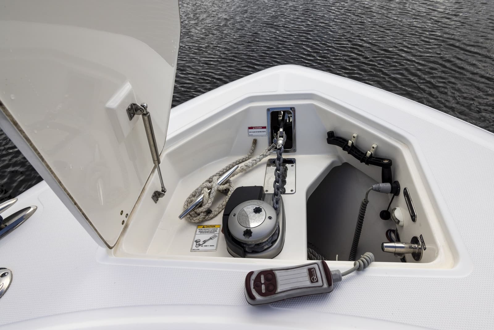 2023 Boston Whaler 360 Outrage - Photo 21