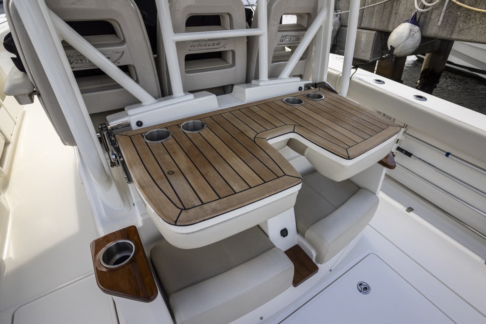 2023 Boston Whaler 360 Outrage - Photo 28
