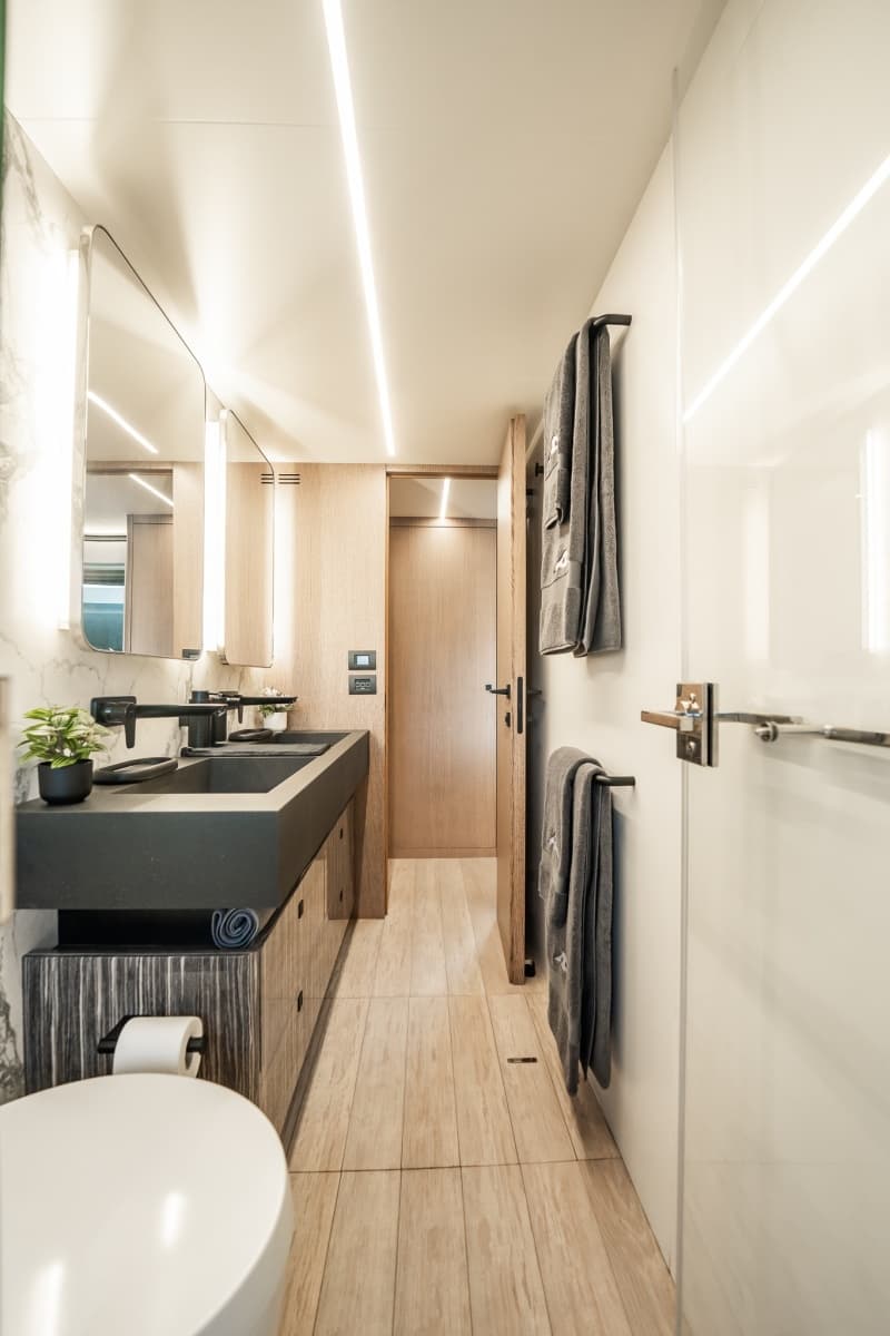 2024 Astondoa 66 Flybridge - Photo 76