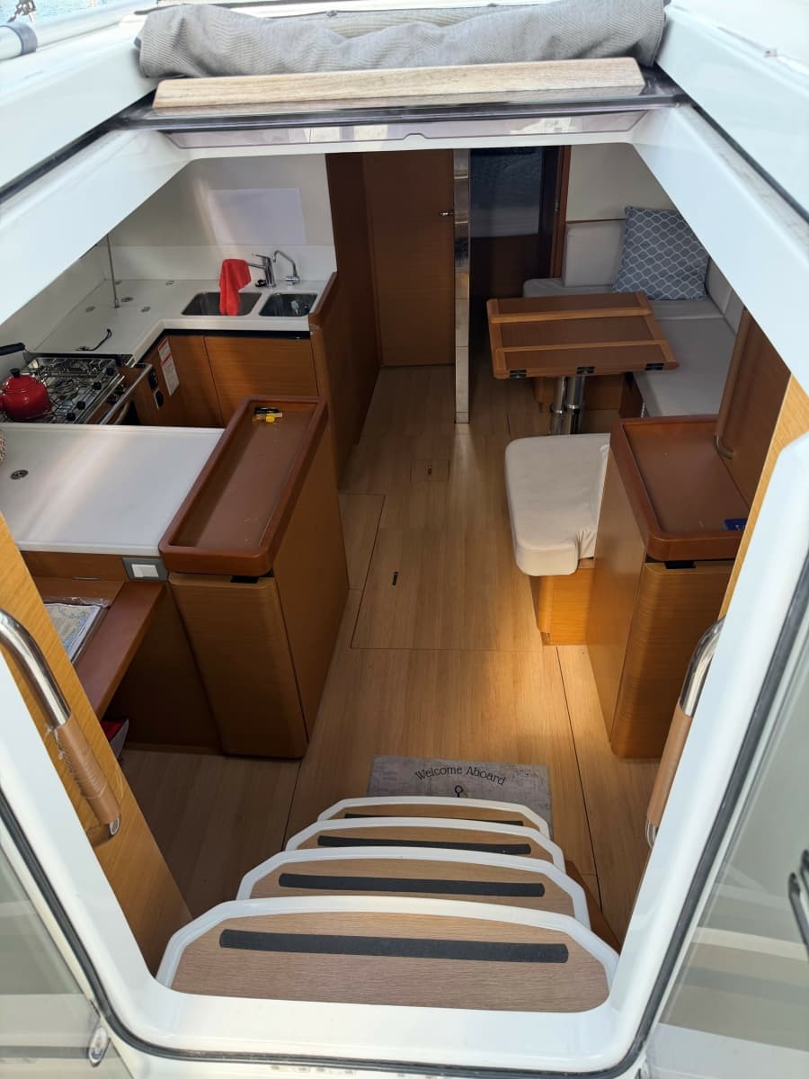 2019 Jeanneau Sun Odyssey 440 - Photo 25