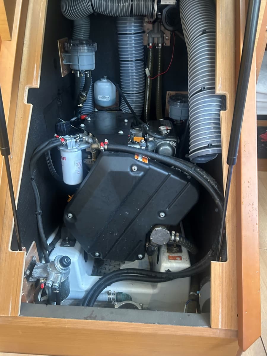 2019 Jeanneau Sun Odyssey 440 - Photo 12