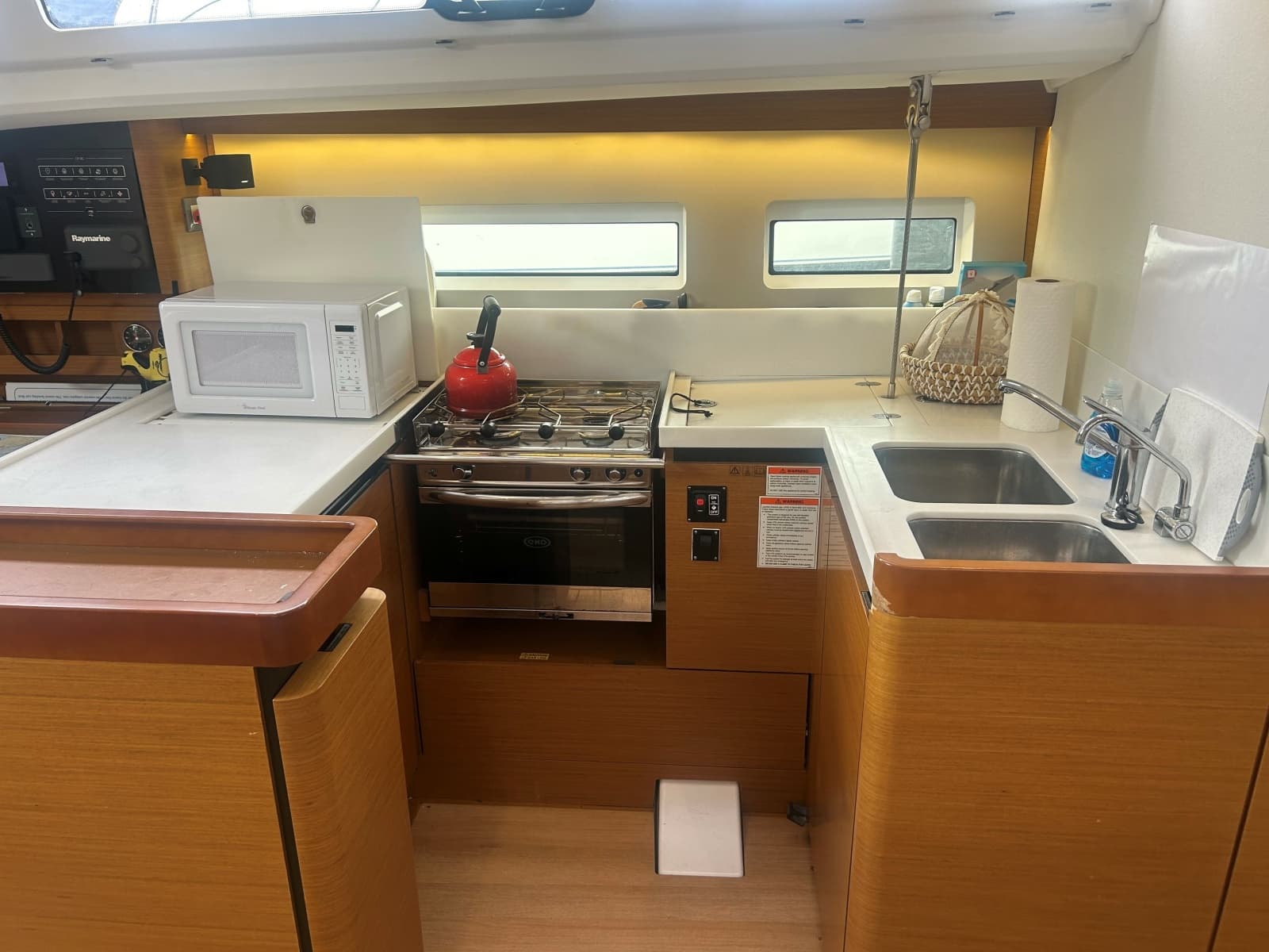 2019 Jeanneau Sun Odyssey 440 - Photo 21