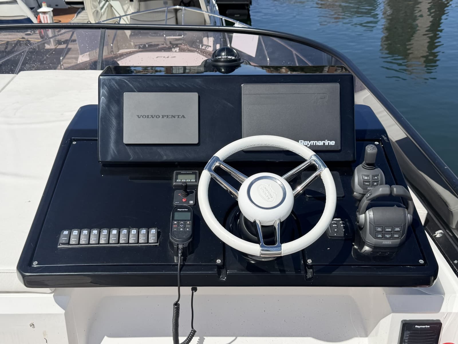 2025 Sessa F47 - Photo 49