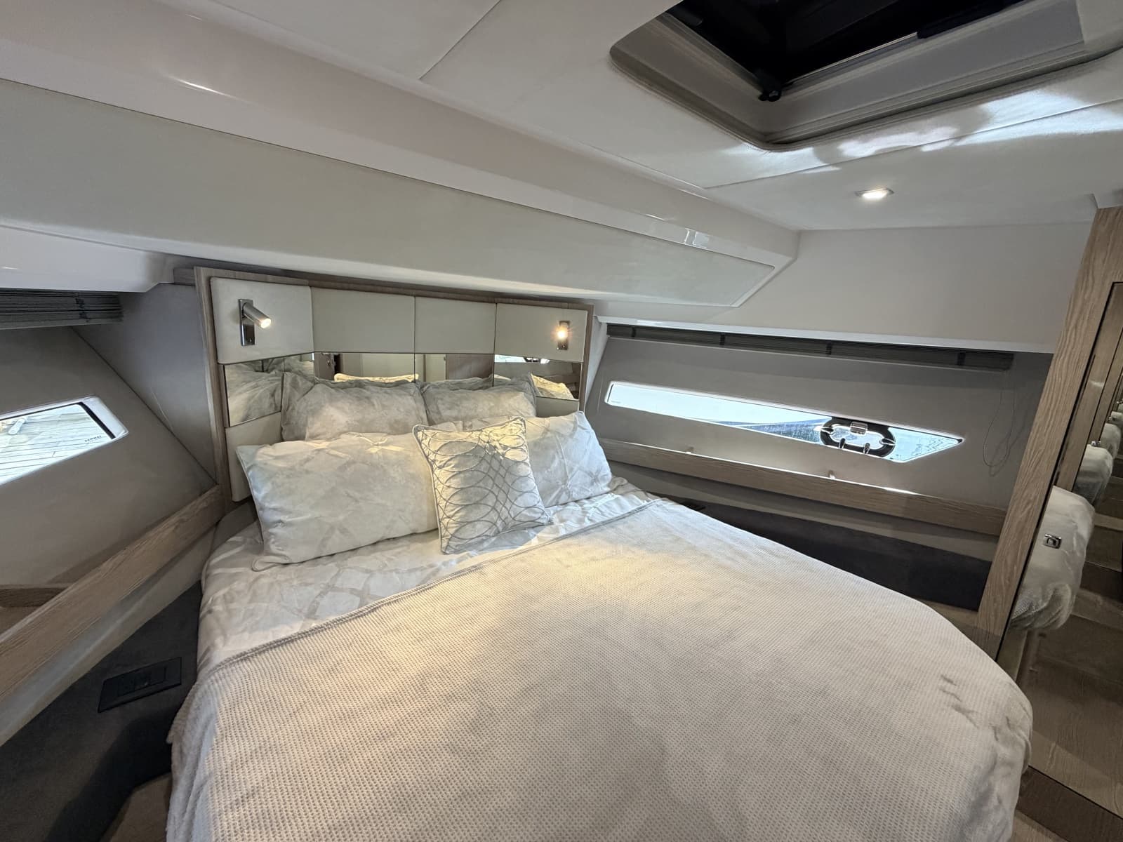 2025 Sessa F47 - Photo 63