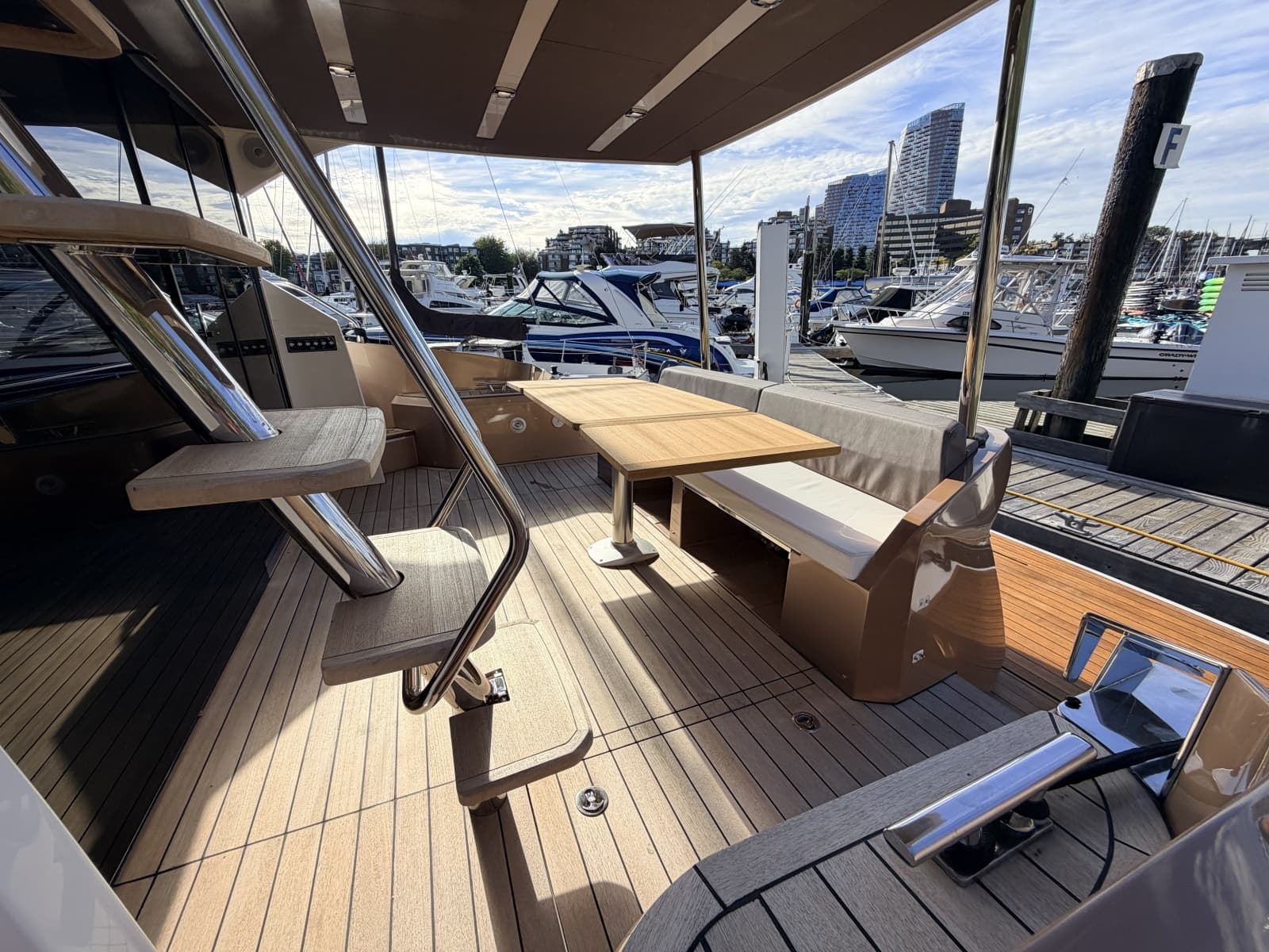 2025 Sessa F47 - Photo 36