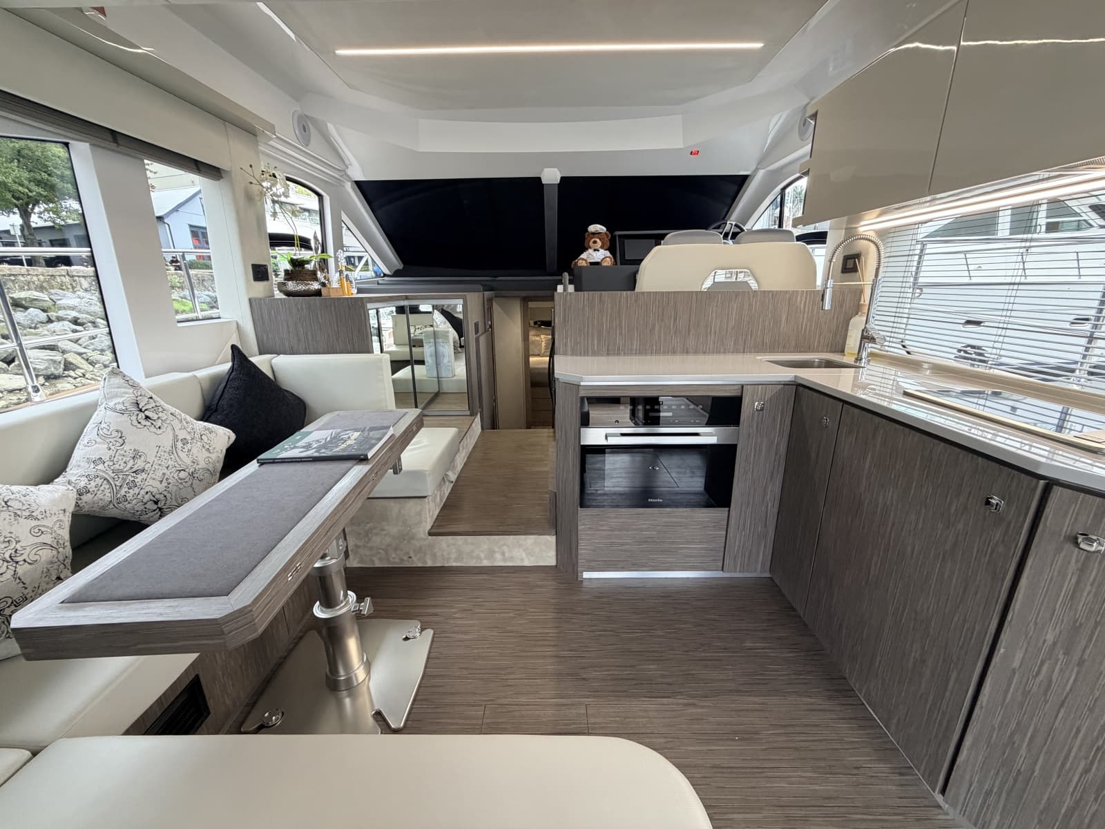 2025 Sessa F47 - Photo 51