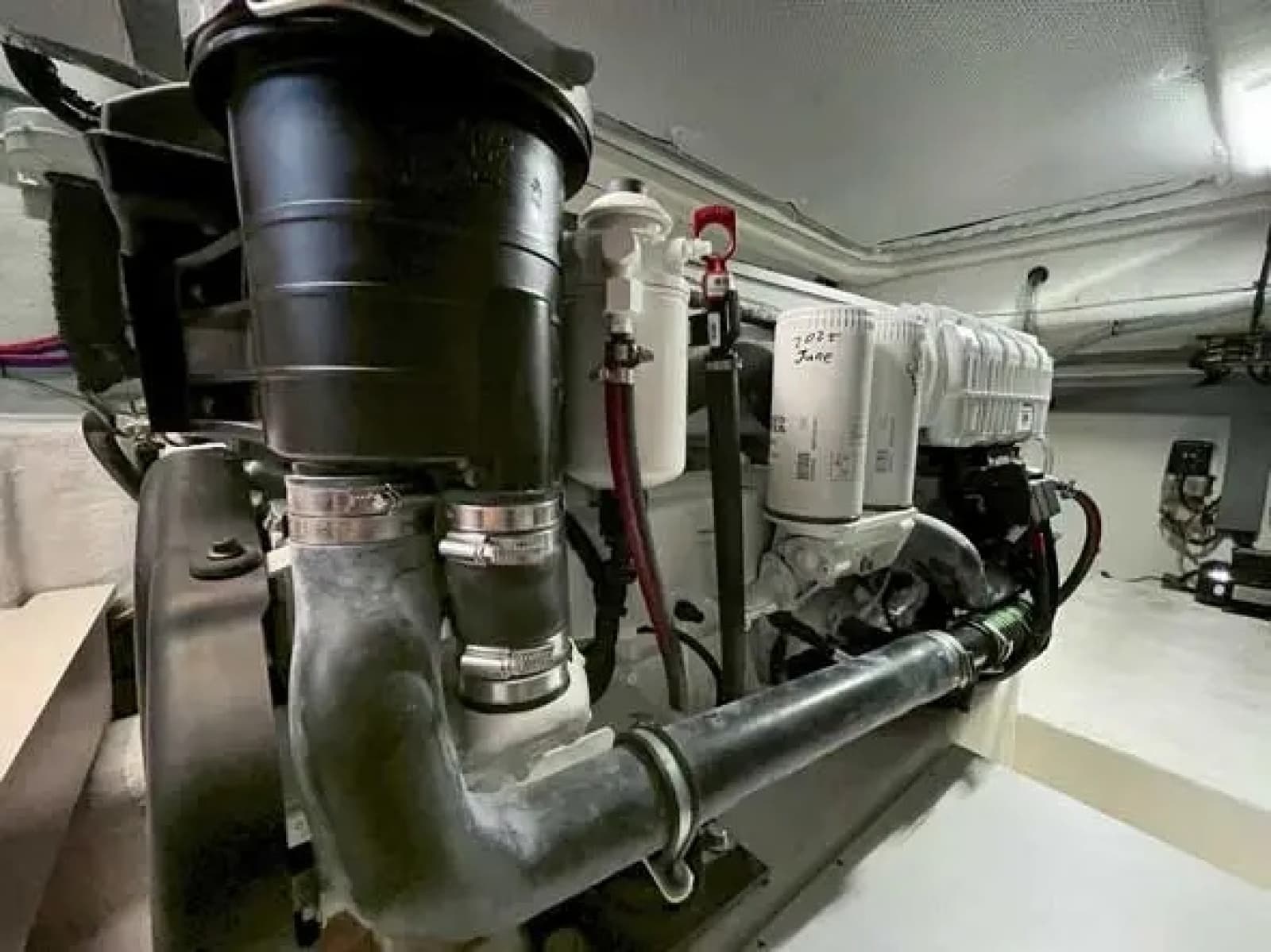 2025 Sessa F47 - Photo 42