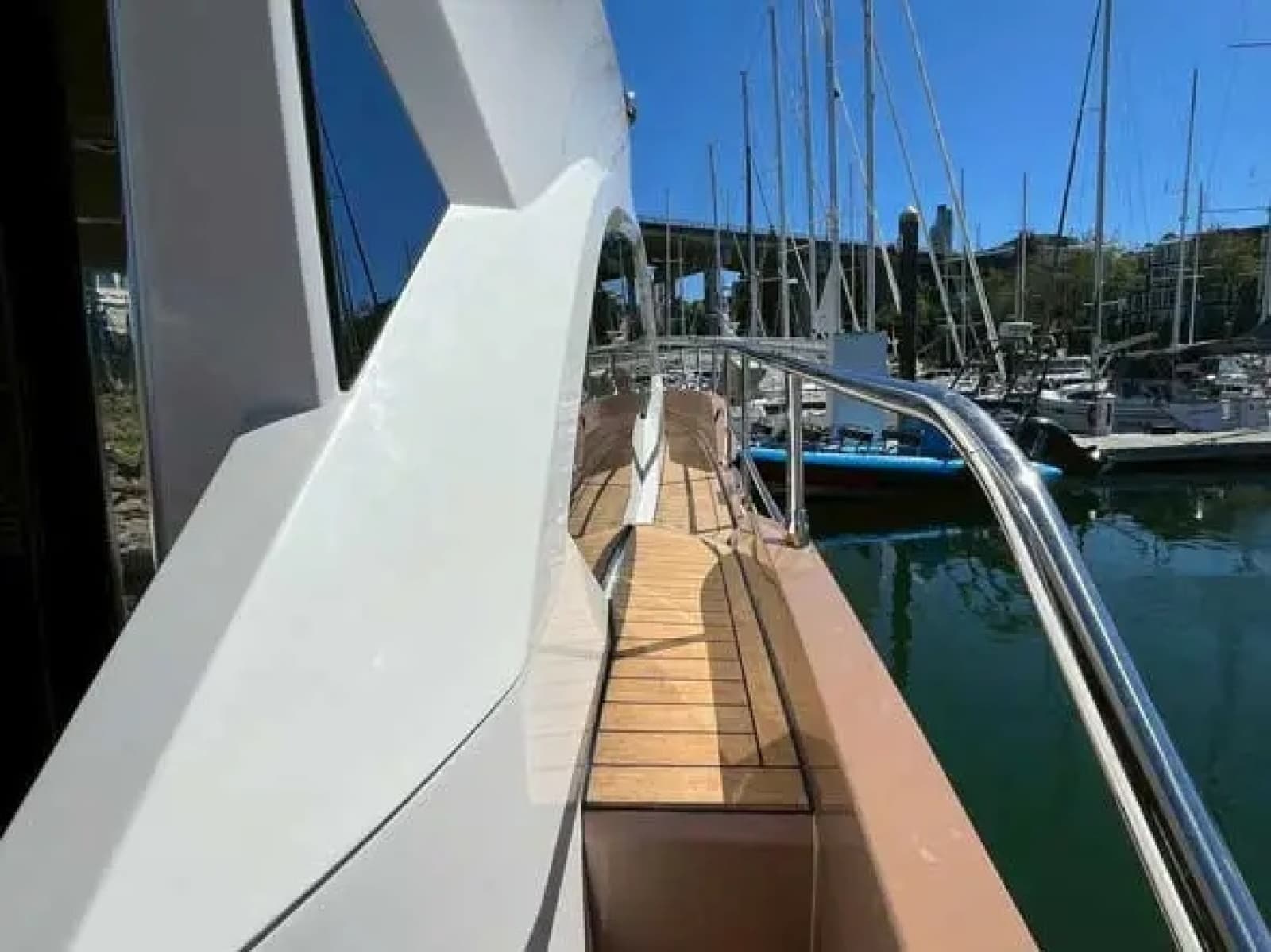 2025 Sessa F47 - Photo 3