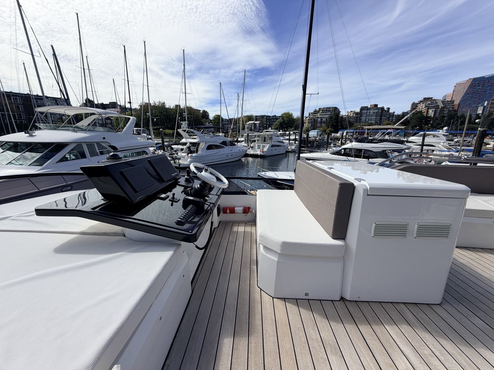 2025 Sessa F47 - Photo 26
