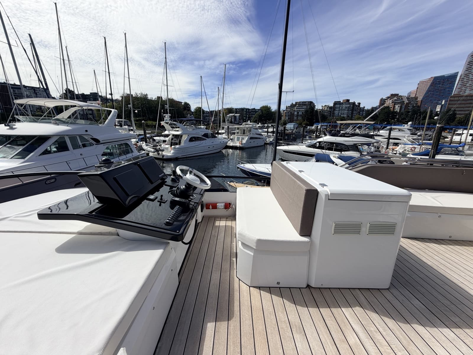 2025 Sessa F47 - Photo 25