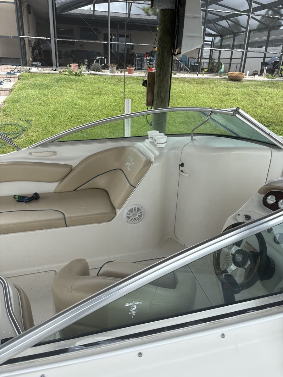 2001 Sea Ray  - Photo 4