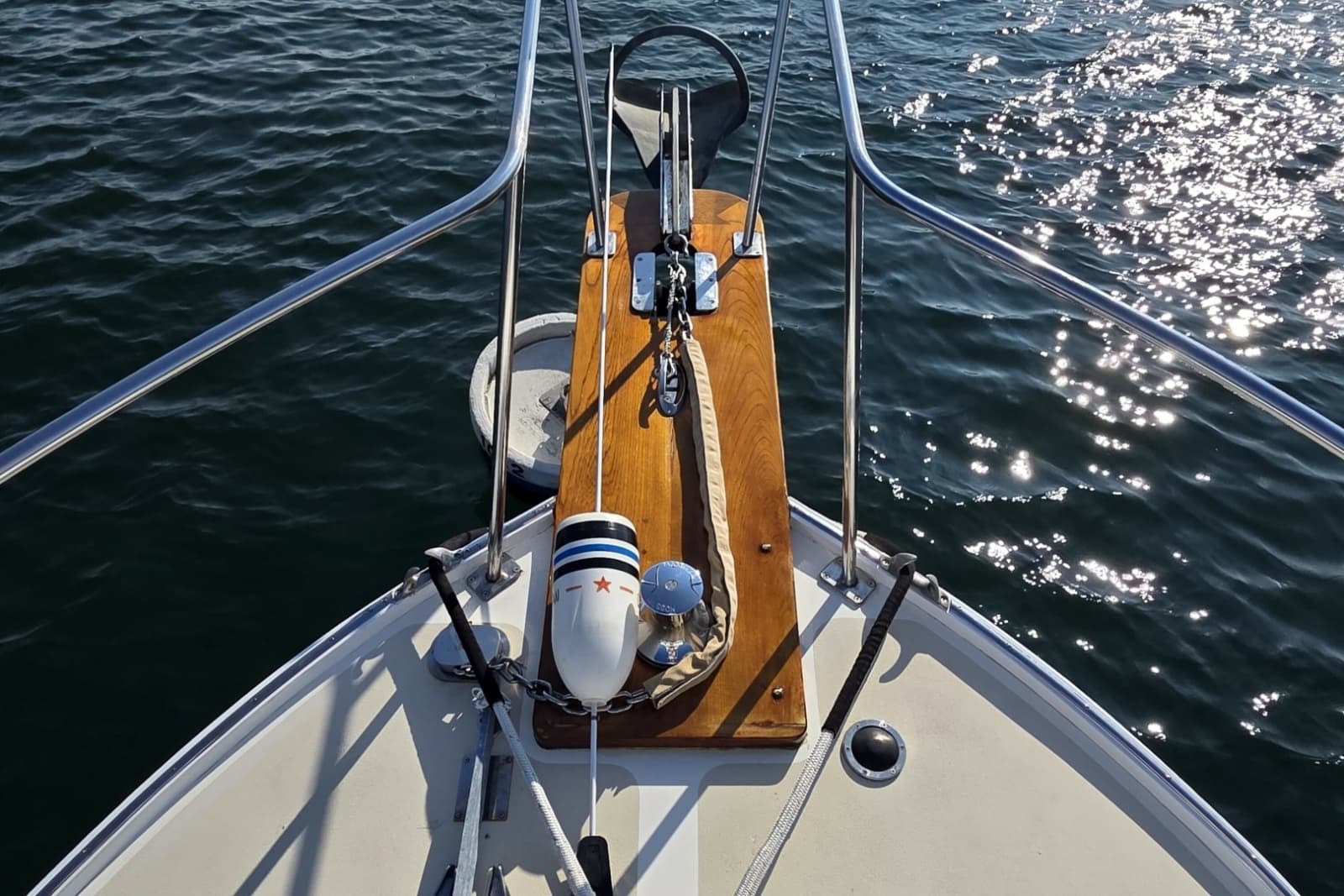 1987 Wilbur Flybridge Cruiser - Photo 4