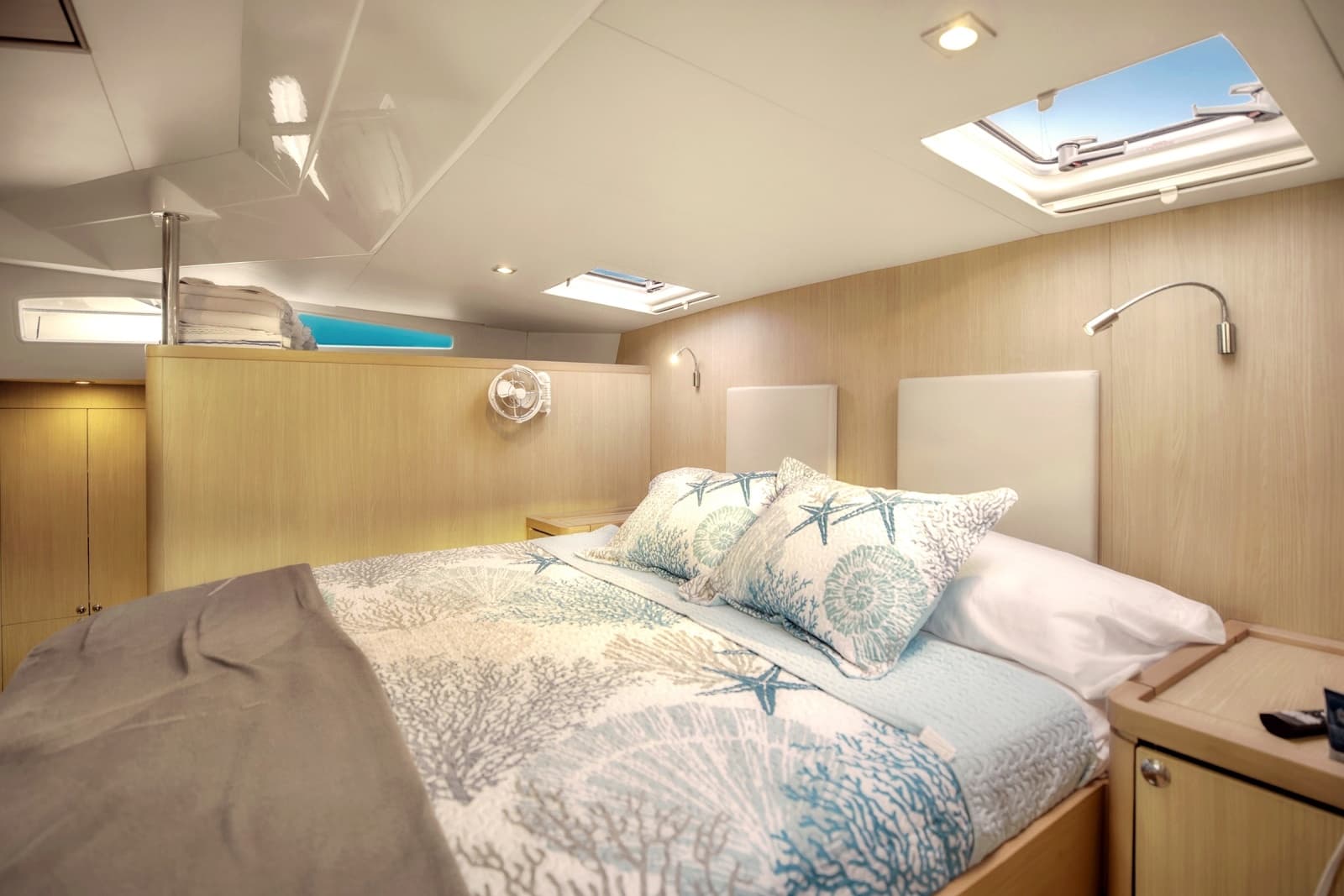 2021 Aquila 44 PowerCat - Photo 17