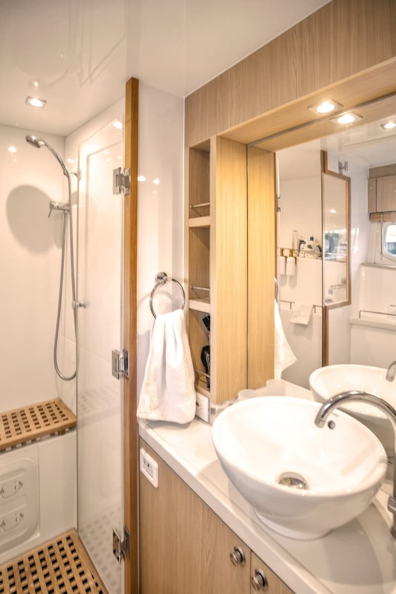 2021 Aquila 44 PowerCat - Photo 20