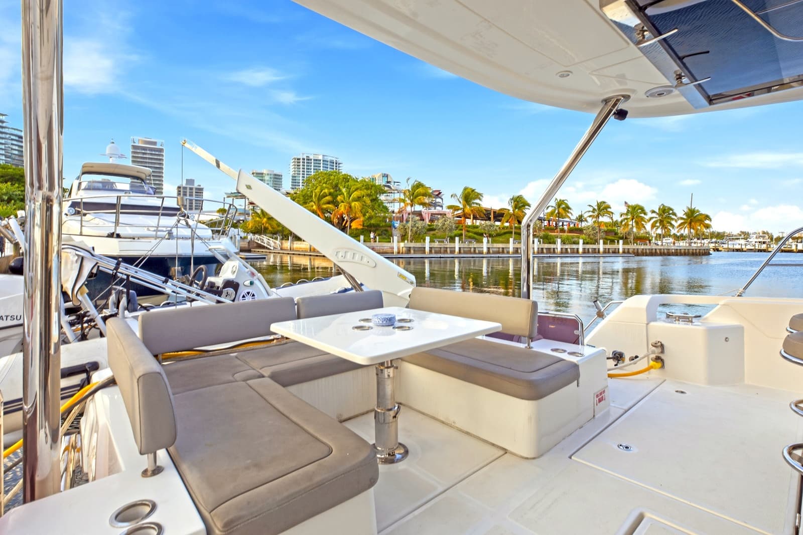 2021 Aquila 44 PowerCat - Photo 3